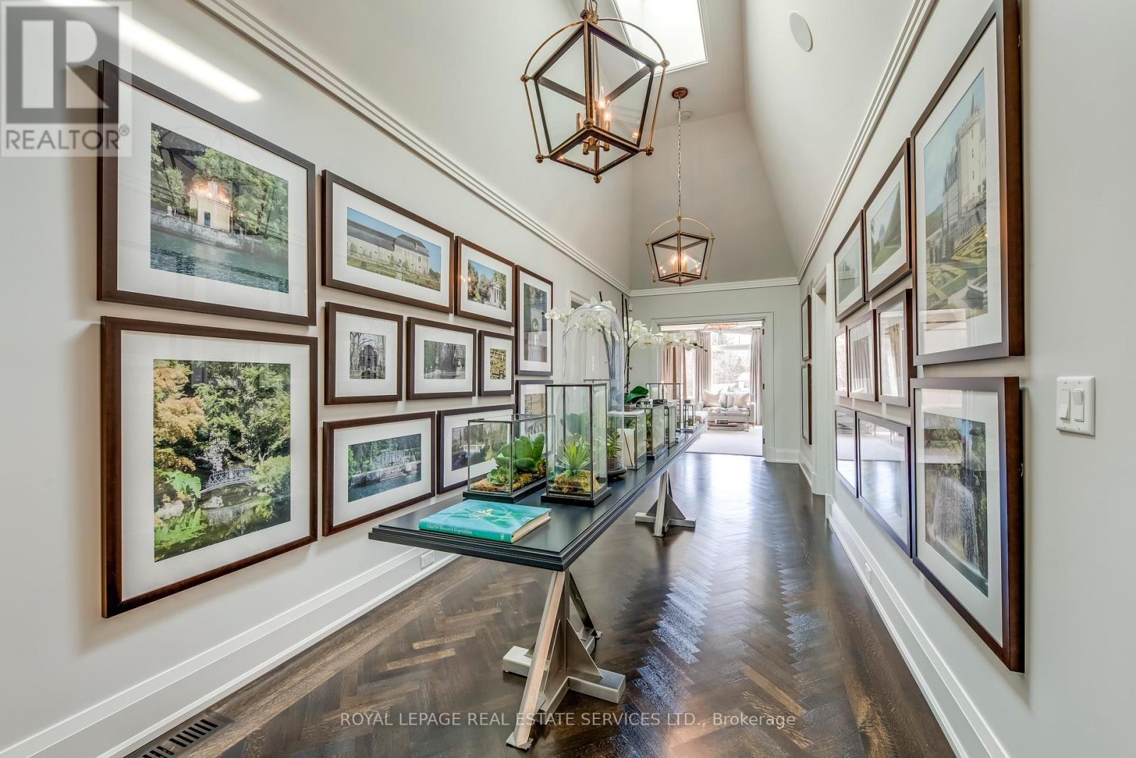 












1522 DEVON ROAD

,
Oakville,




Ontario
L6J2M5

