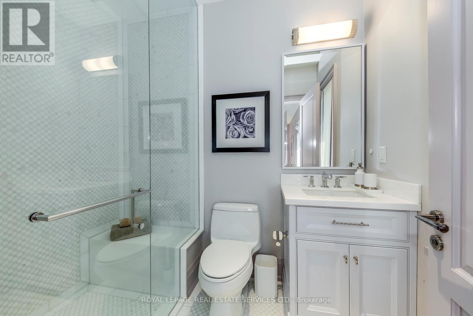 












1522 DEVON ROAD

,
Oakville,




Ontario
L6J2M5

