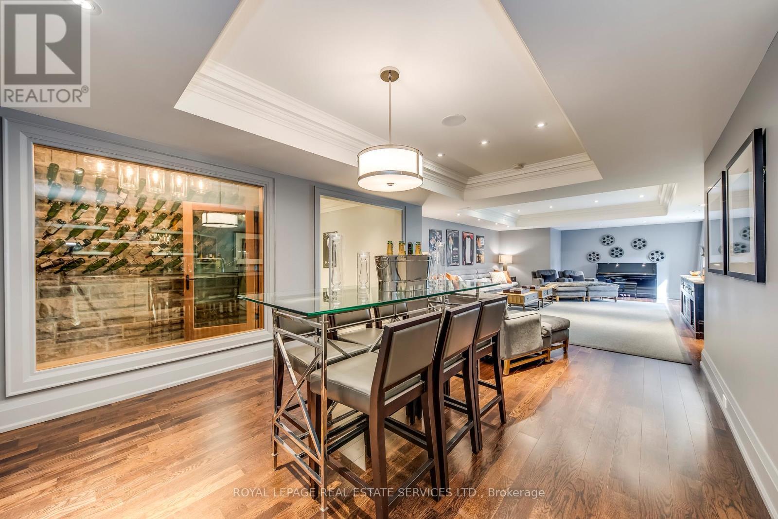 












1522 DEVON ROAD

,
Oakville,




Ontario
L6J2M5

