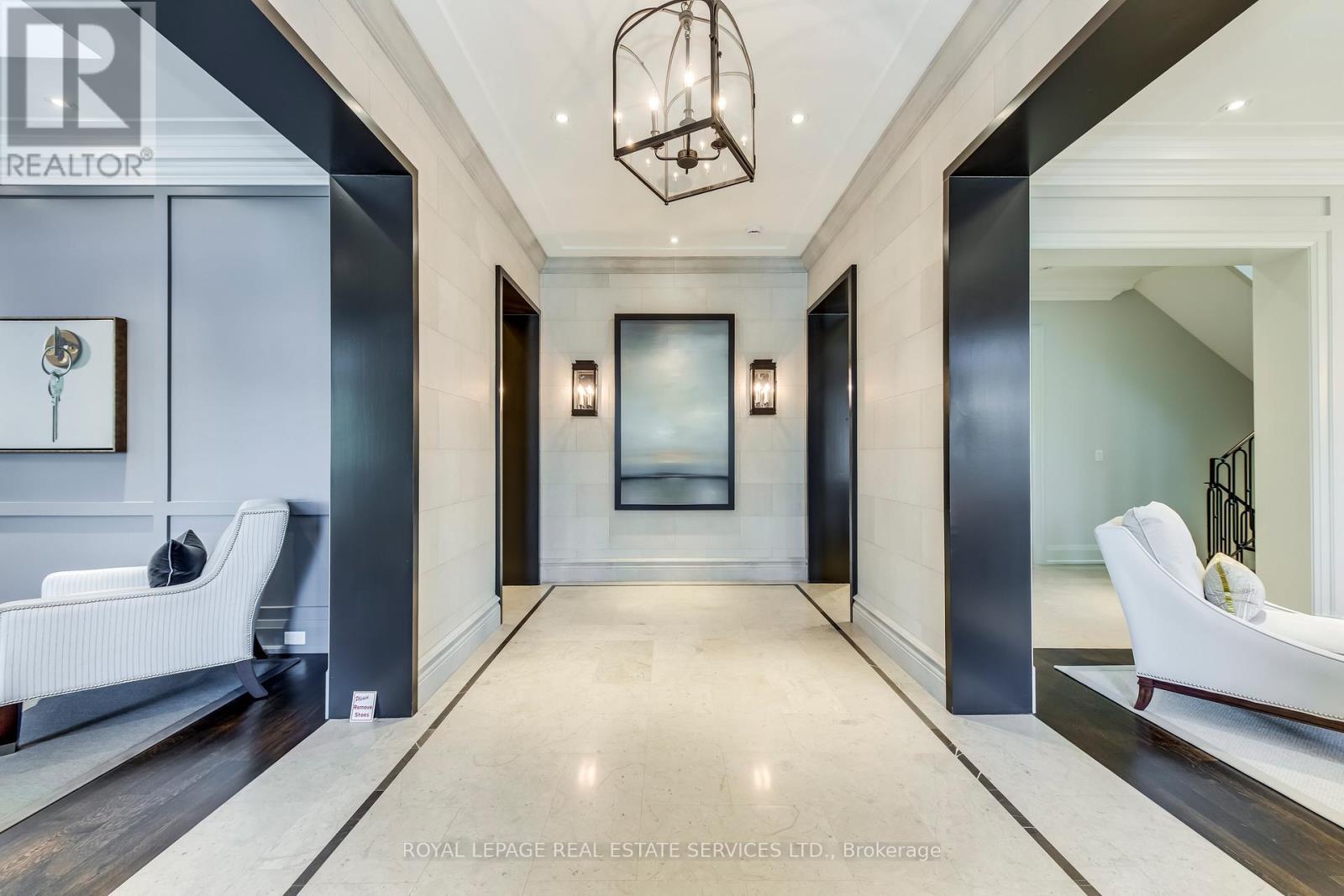 












1522 DEVON ROAD

,
Oakville,




Ontario
L6J2M5

