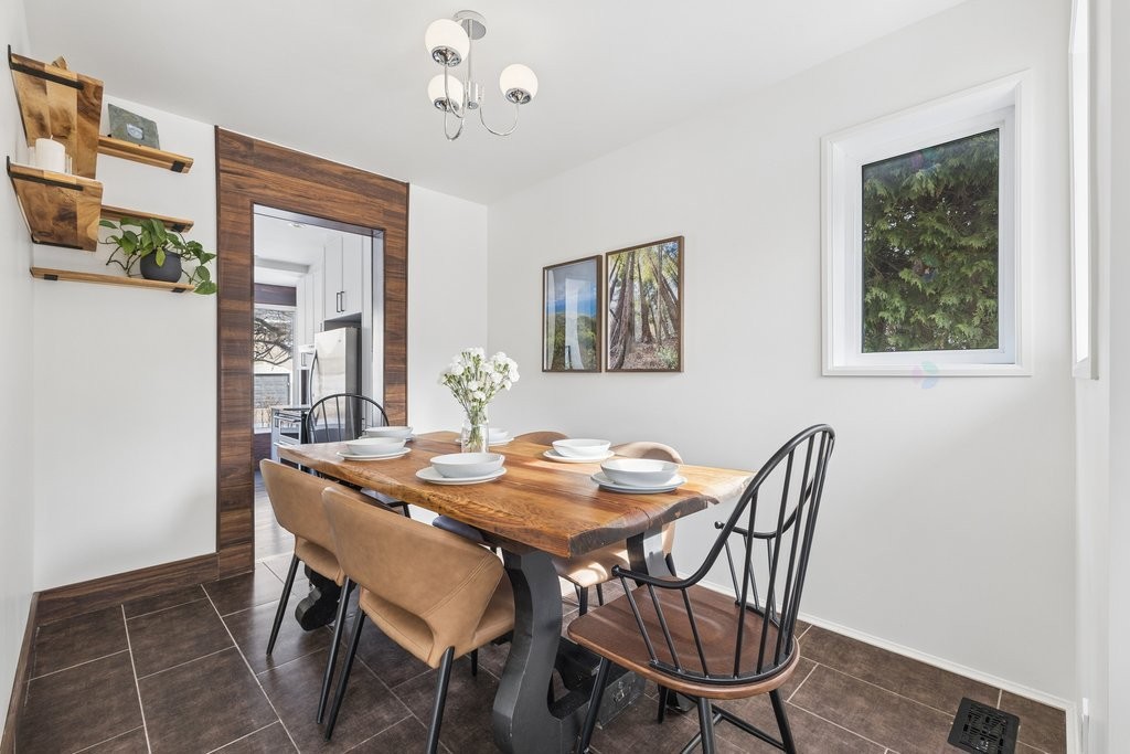 









192


Av. de la Citadelle

,
Gatineau (Hull),




QC
J8Z3L8

