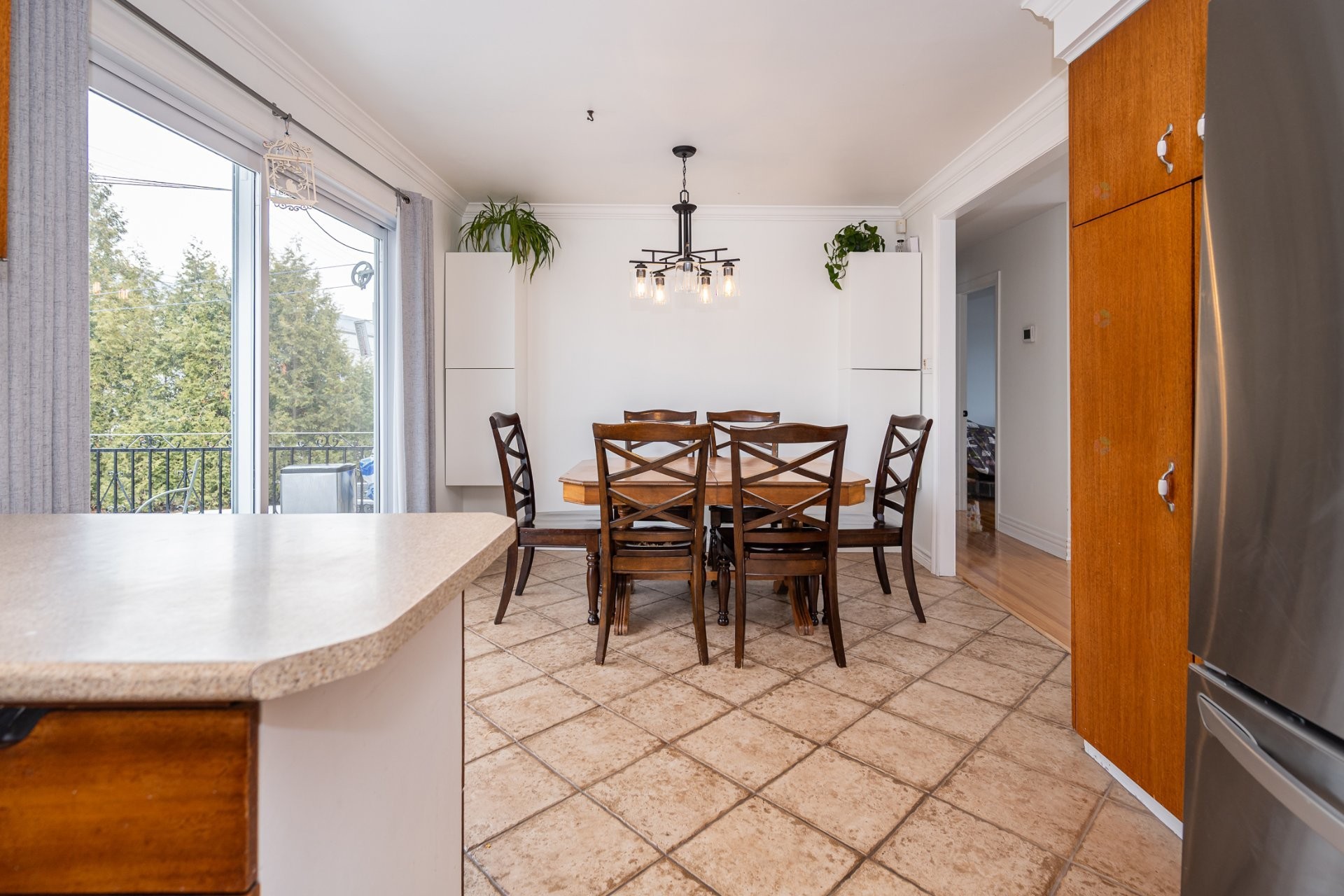 









558


Rue Guy

,
Laval (Fabreville),




QC
H7P2P7

