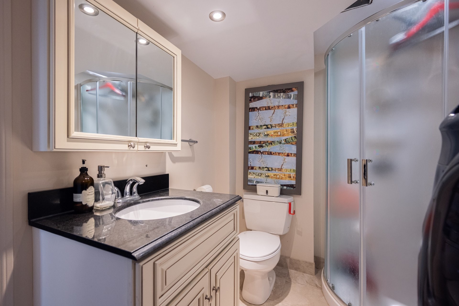 









558


Rue Guy

,
Laval (Fabreville),




QC
H7P2P7

