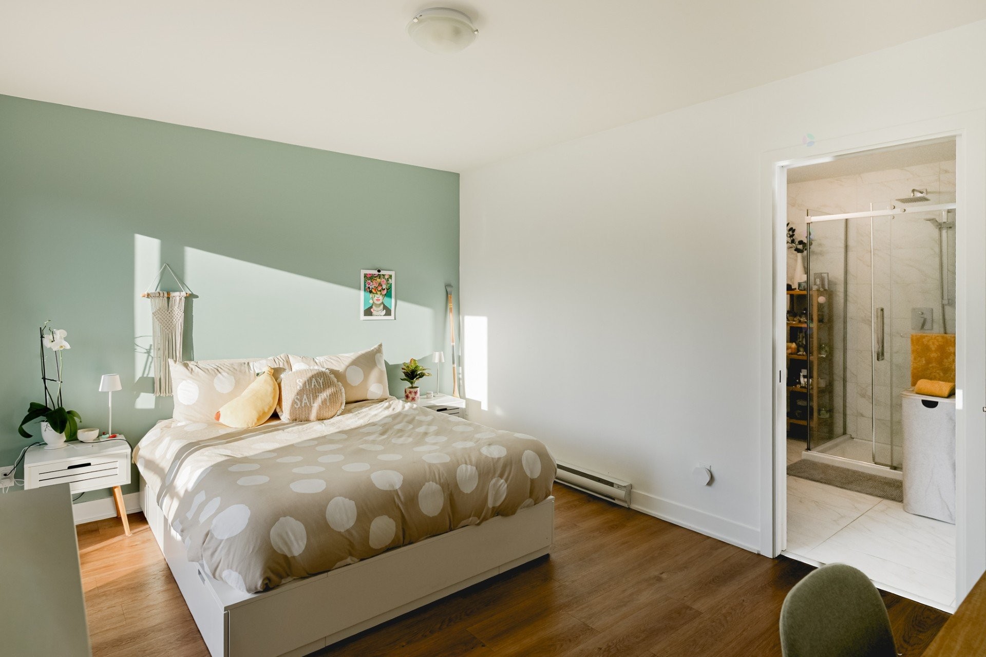 









258


Rue d'Émeraude

,
Candiac,




QC
J5R0S1

