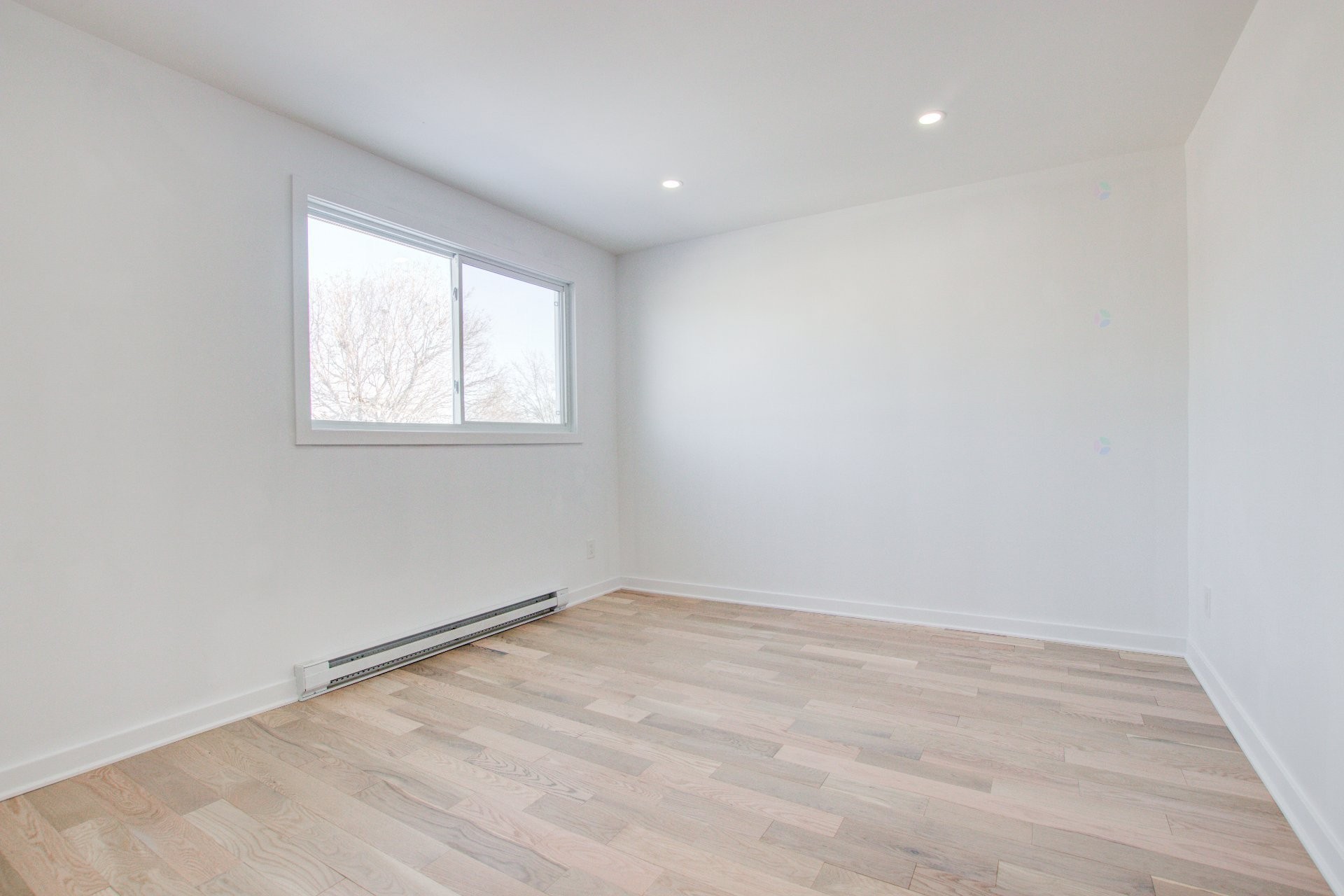 









2899


Rue de Lyon

,
Longueuil (Le Vieux-Longueuil),




QC
J4L3R3

