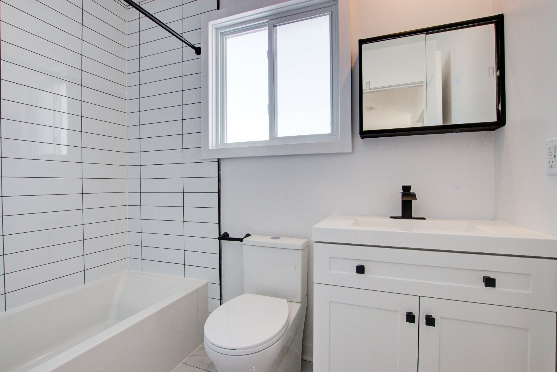 









2899


Rue de Lyon

,
Longueuil (Le Vieux-Longueuil),




QC
J4L3R3

