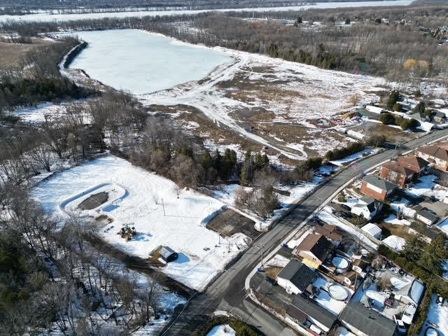 












Rue Notre-Dame

,
Gatineau (Gatineau),







QC
J8P1N9

