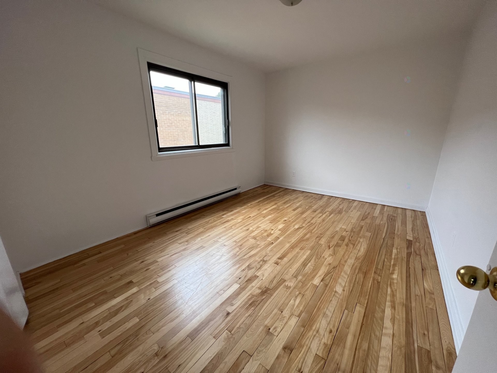









11072


Rue Frigon

,
Montréal (Ahuntsic-Cartierville),




QC
H3M2R4

