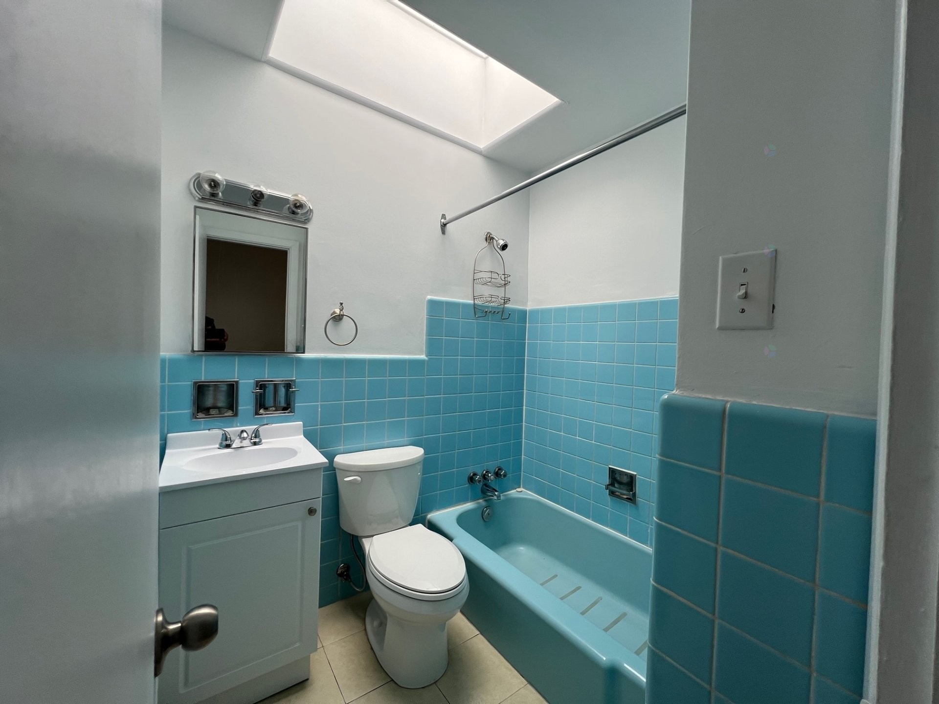 









11072


Rue Frigon

,
Montréal (Ahuntsic-Cartierville),




QC
H3M2R4


