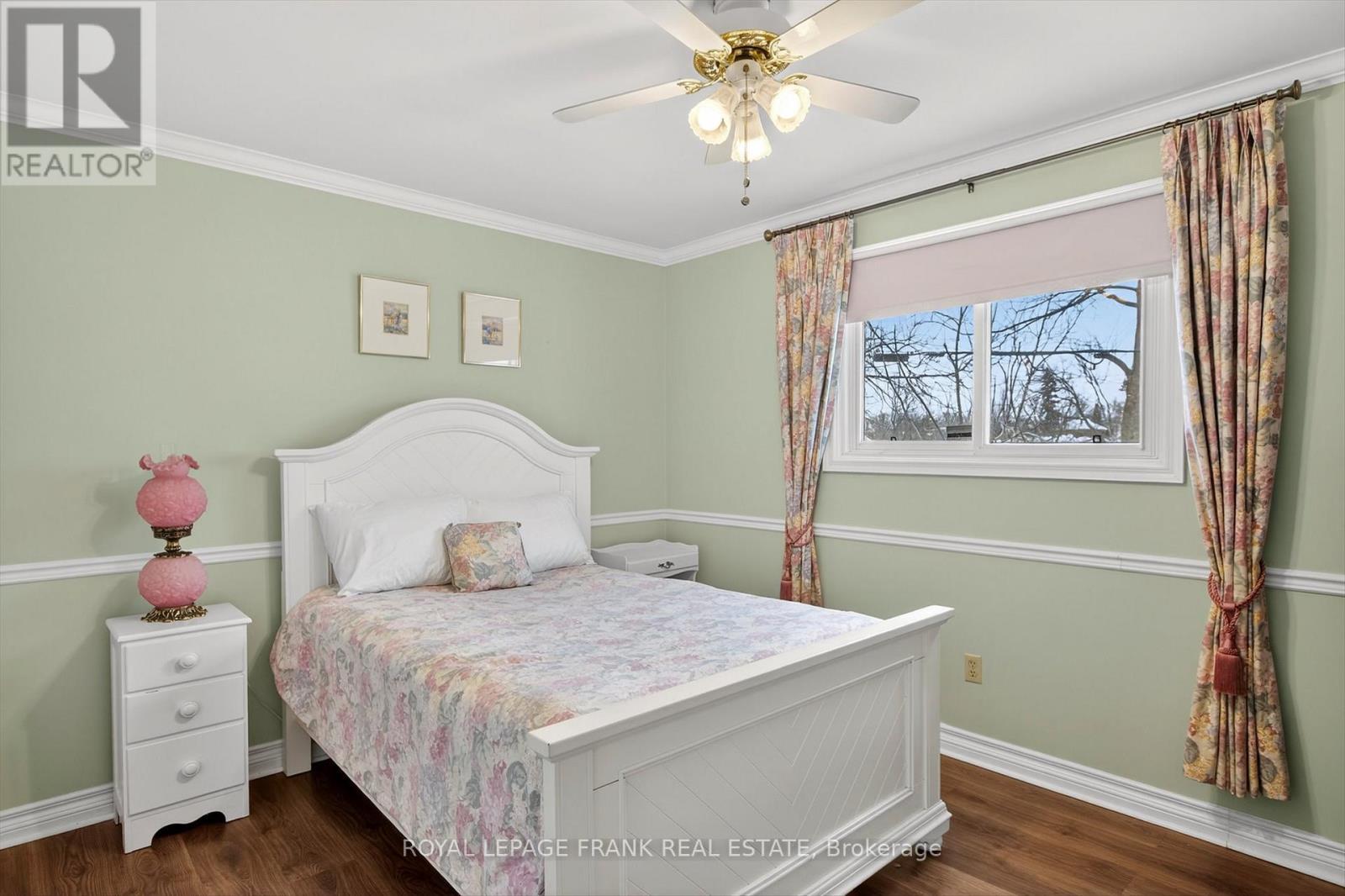 












491 CHAMBERLAIN STREET

,
Peterborough (Town Ward 3),




Ontario
K9J4L3

