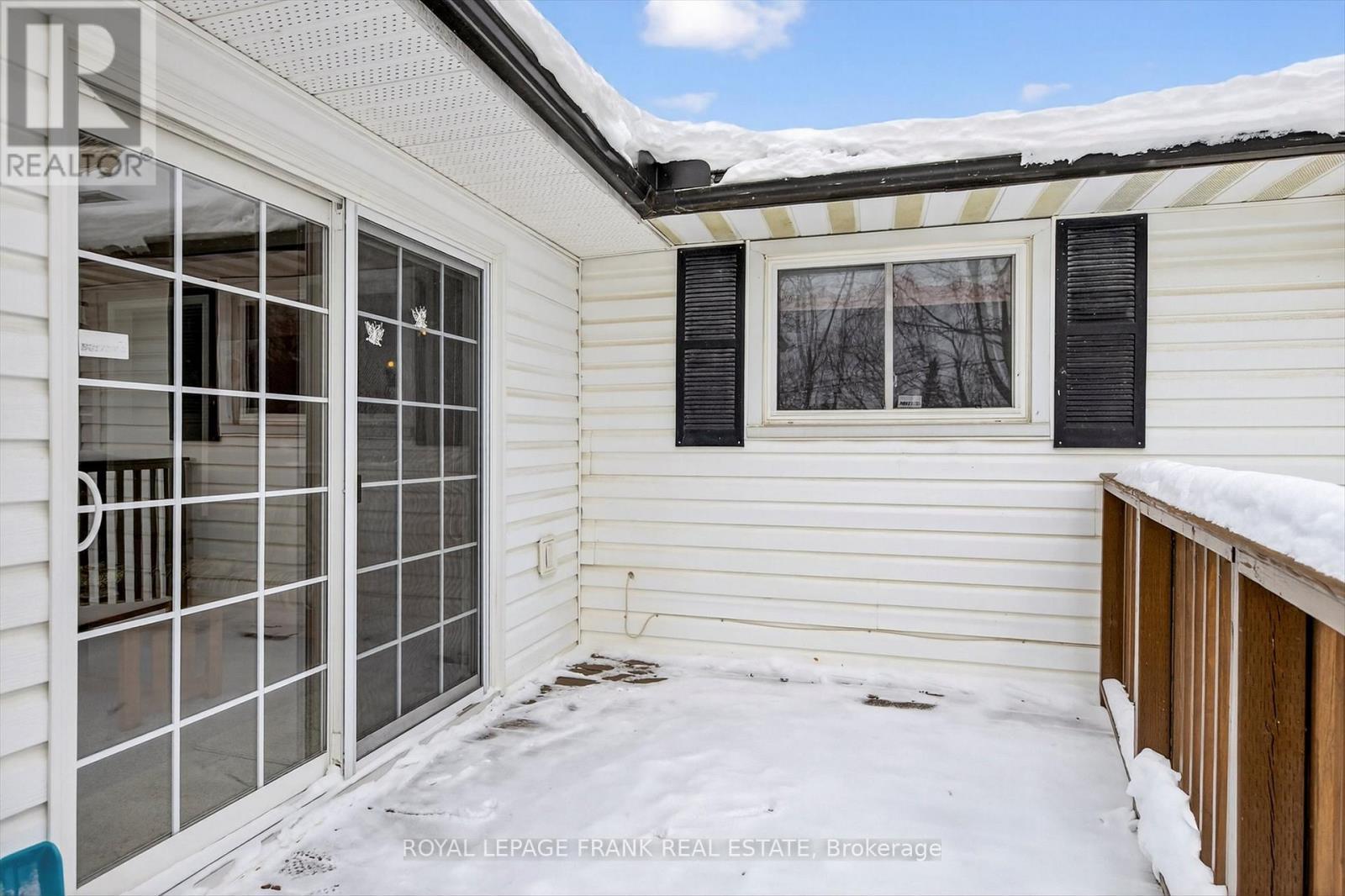 












491 CHAMBERLAIN STREET

,
Peterborough (Town Ward 3),




Ontario
K9J4L3

