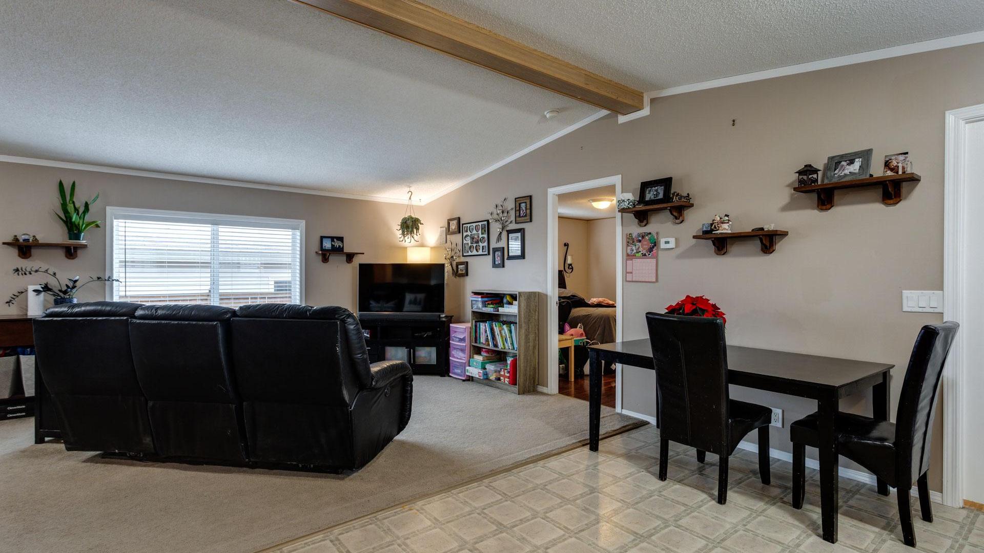 









2440


Old Okanagan

Highway, 1026,
West Kelowna,




BC
V4T 3A3


