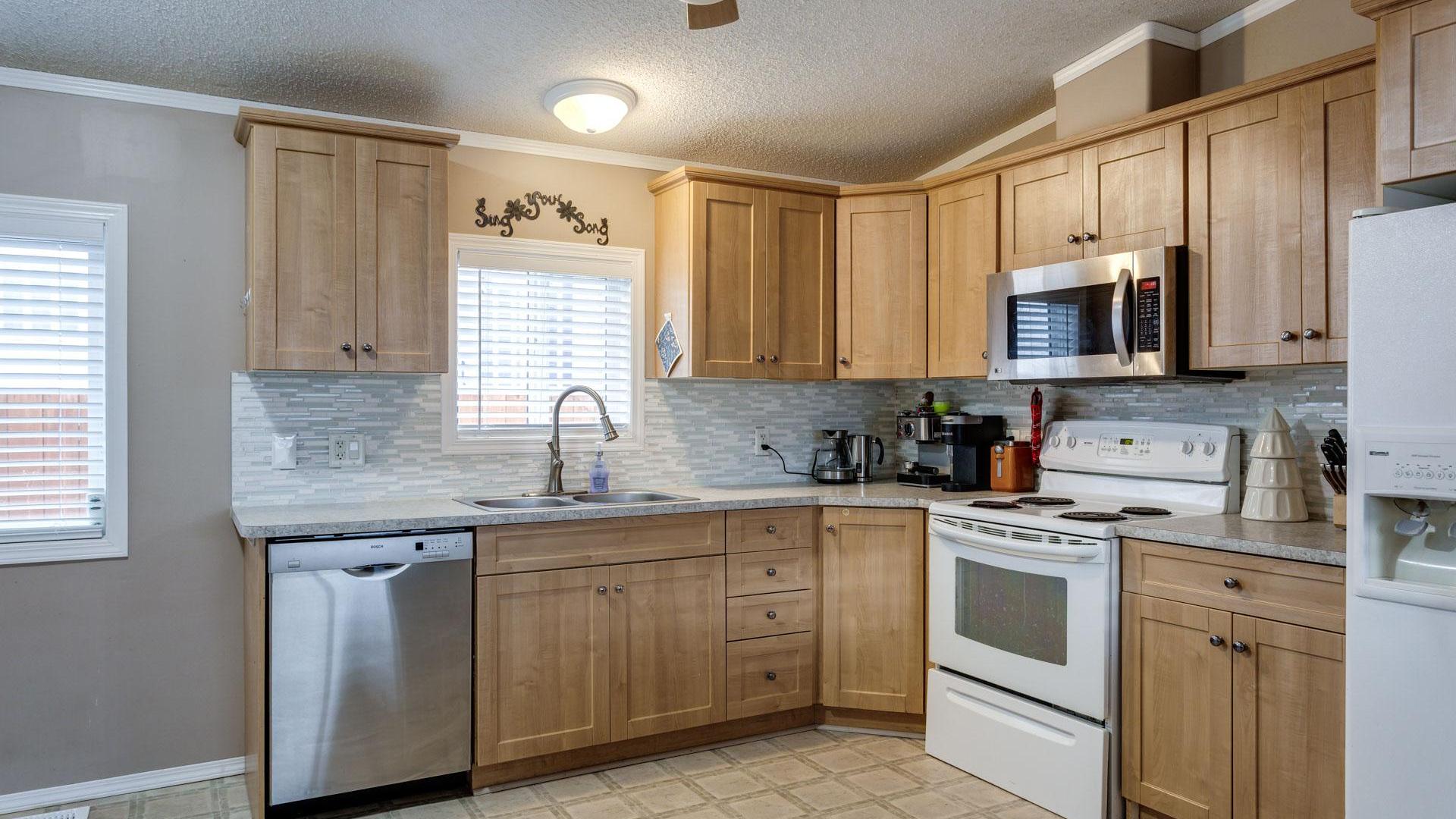 









2440


Old Okanagan

Highway, 1026,
West Kelowna,




BC
V4T 3A3


