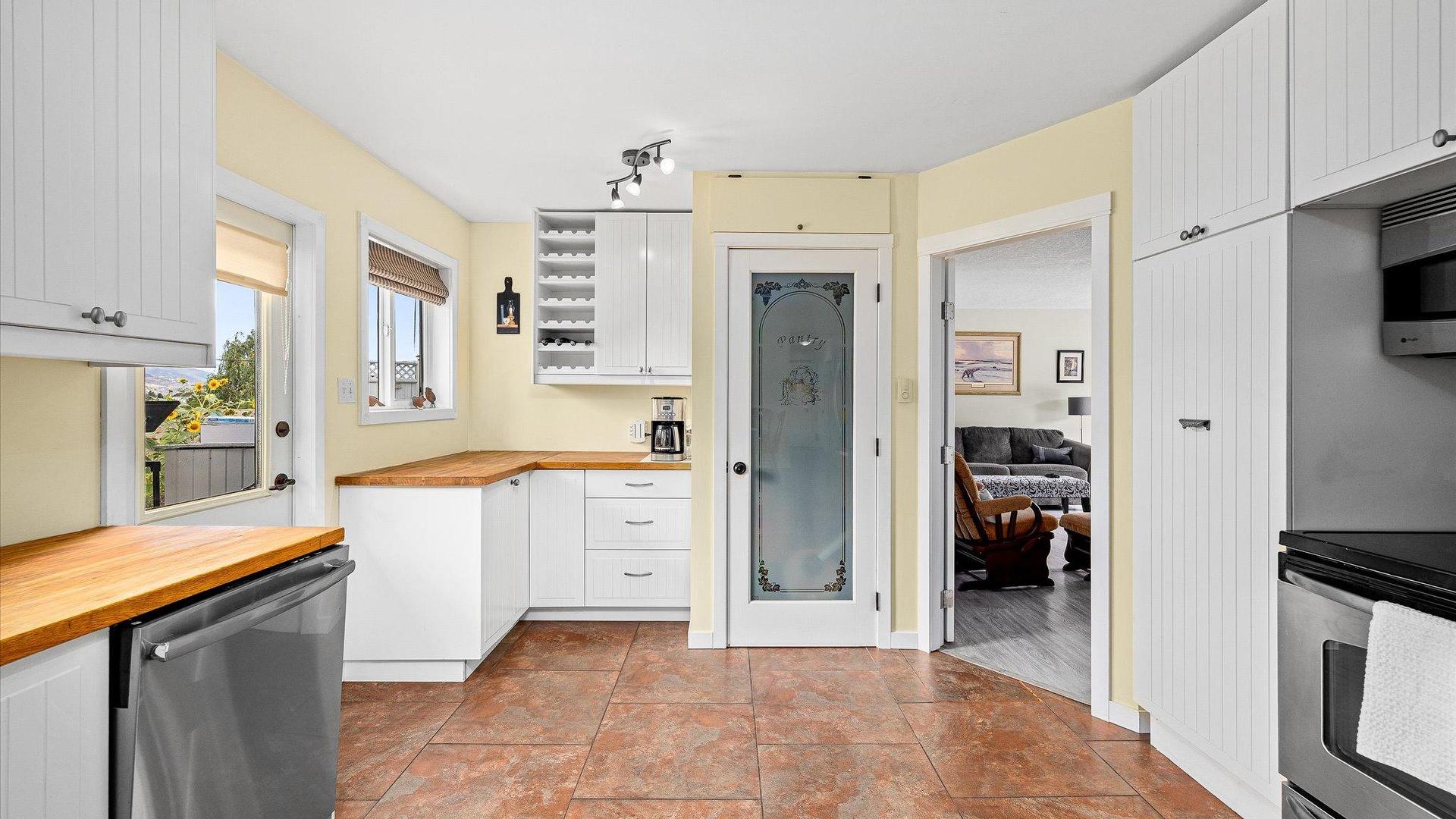 









515


Philpott

Road,
Okanagan Falls,




BC
V0H 1R5

