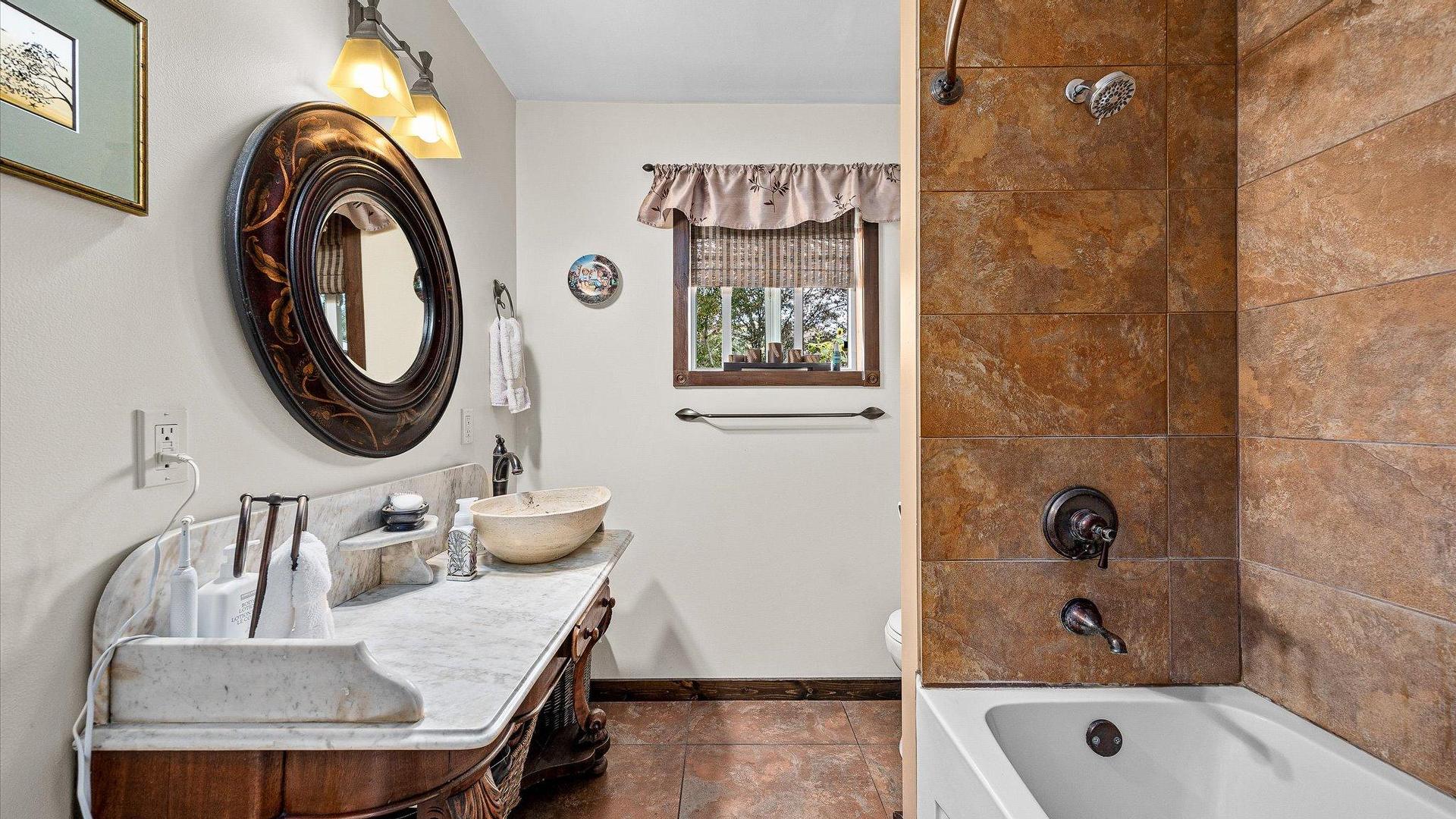 









515


Philpott

Road,
Okanagan Falls,




BC
V0H 1R5

