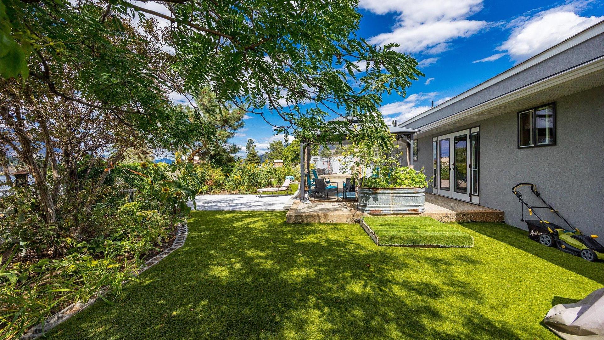 









515


Philpott

Road,
Okanagan Falls,




BC
V0H 1R5

