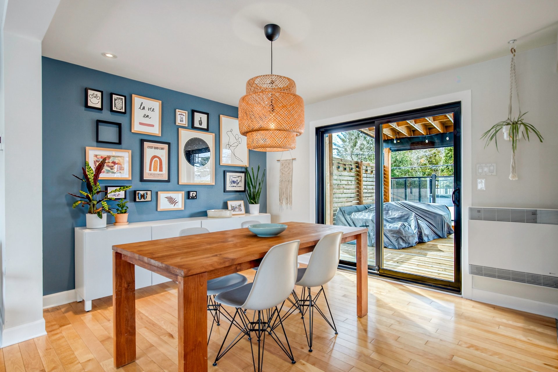 









1371


Rue Châteauguay

,
Saint-Bruno-de-Montarville,




QC
J3V3A7

