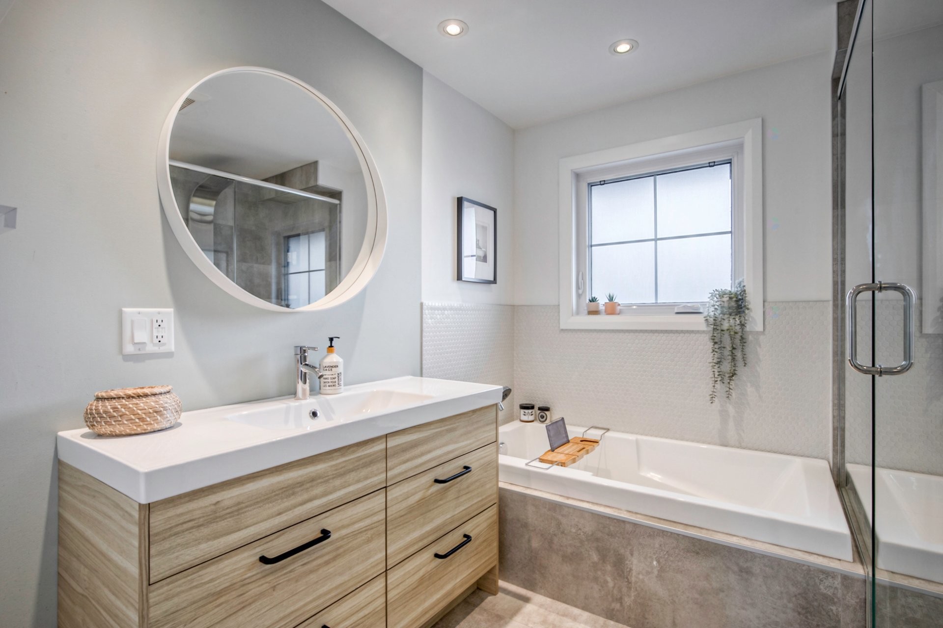 









1371


Rue Châteauguay

,
Saint-Bruno-de-Montarville,




QC
J3V3A7

