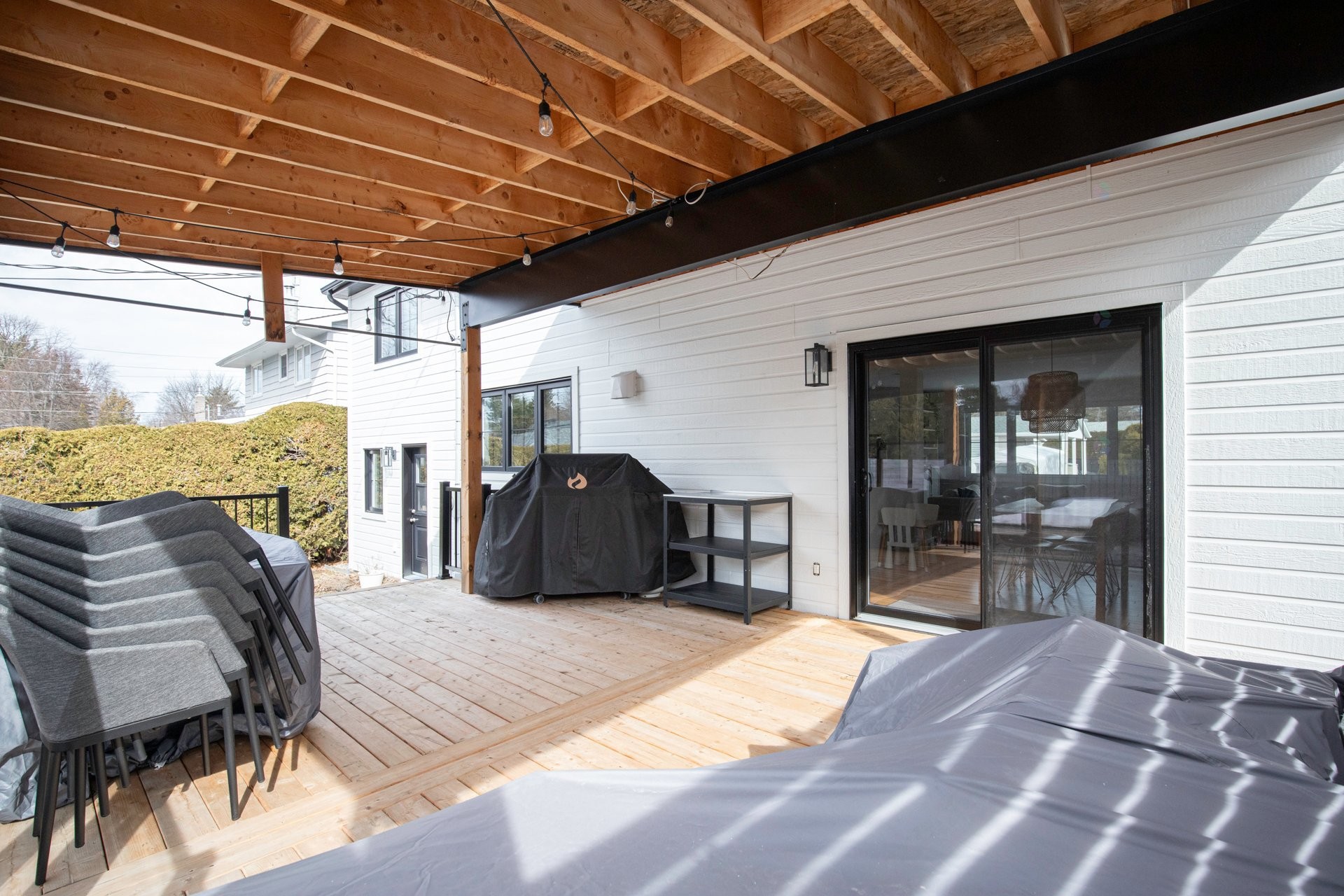 









1371


Rue Châteauguay

,
Saint-Bruno-de-Montarville,




QC
J3V3A7

