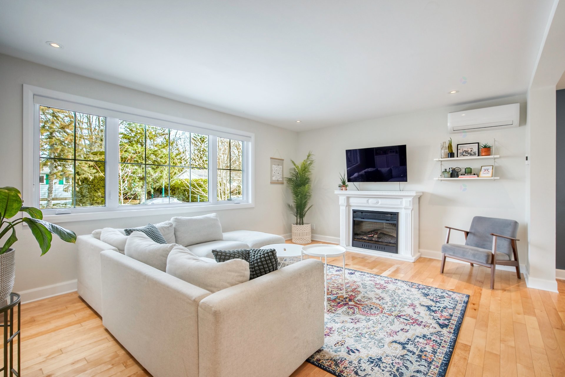 









1371


Rue Châteauguay

,
Saint-Bruno-de-Montarville,




QC
J3V3A7

