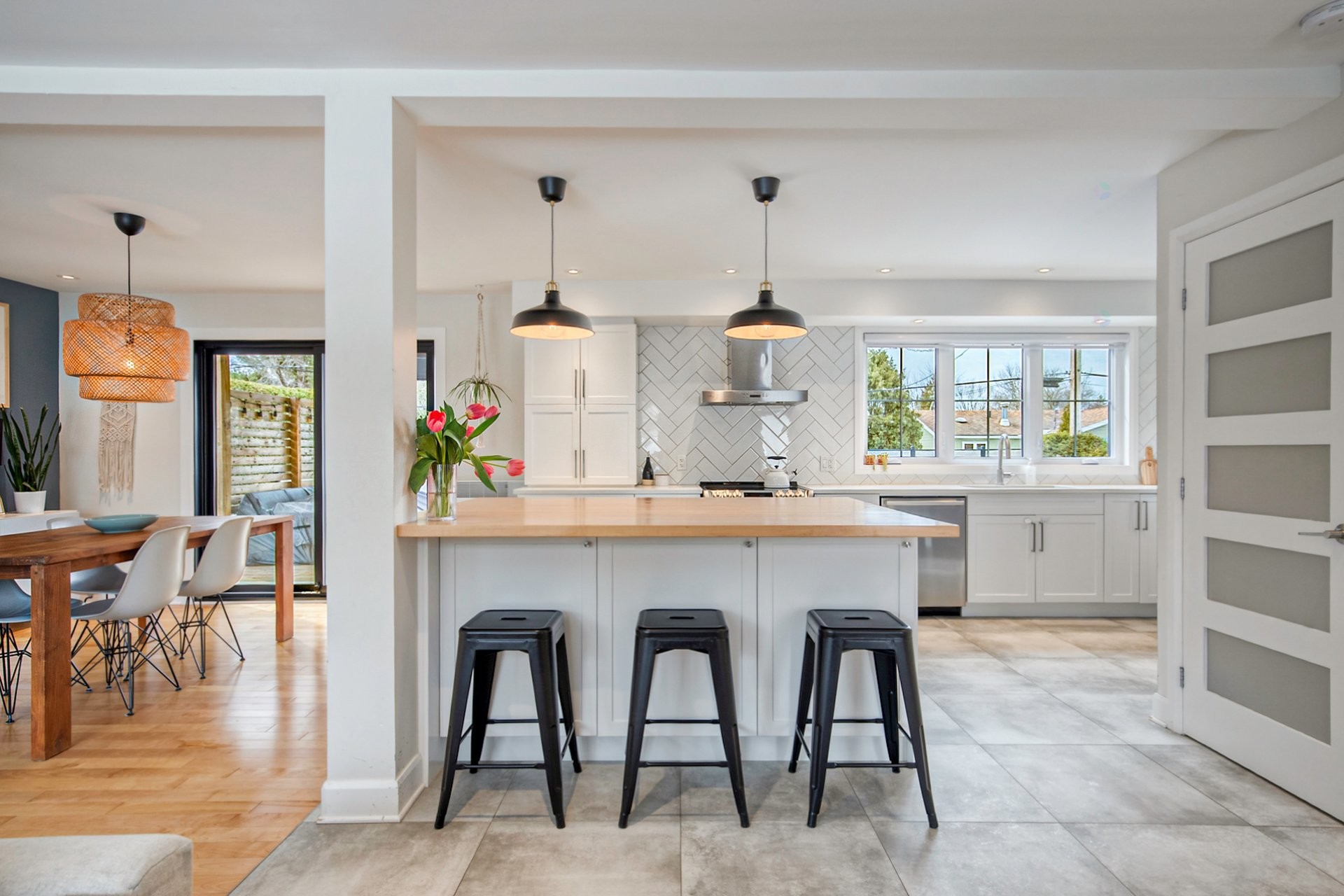 









1371


Rue Châteauguay

,
Saint-Bruno-de-Montarville,




QC
J3V3A7

