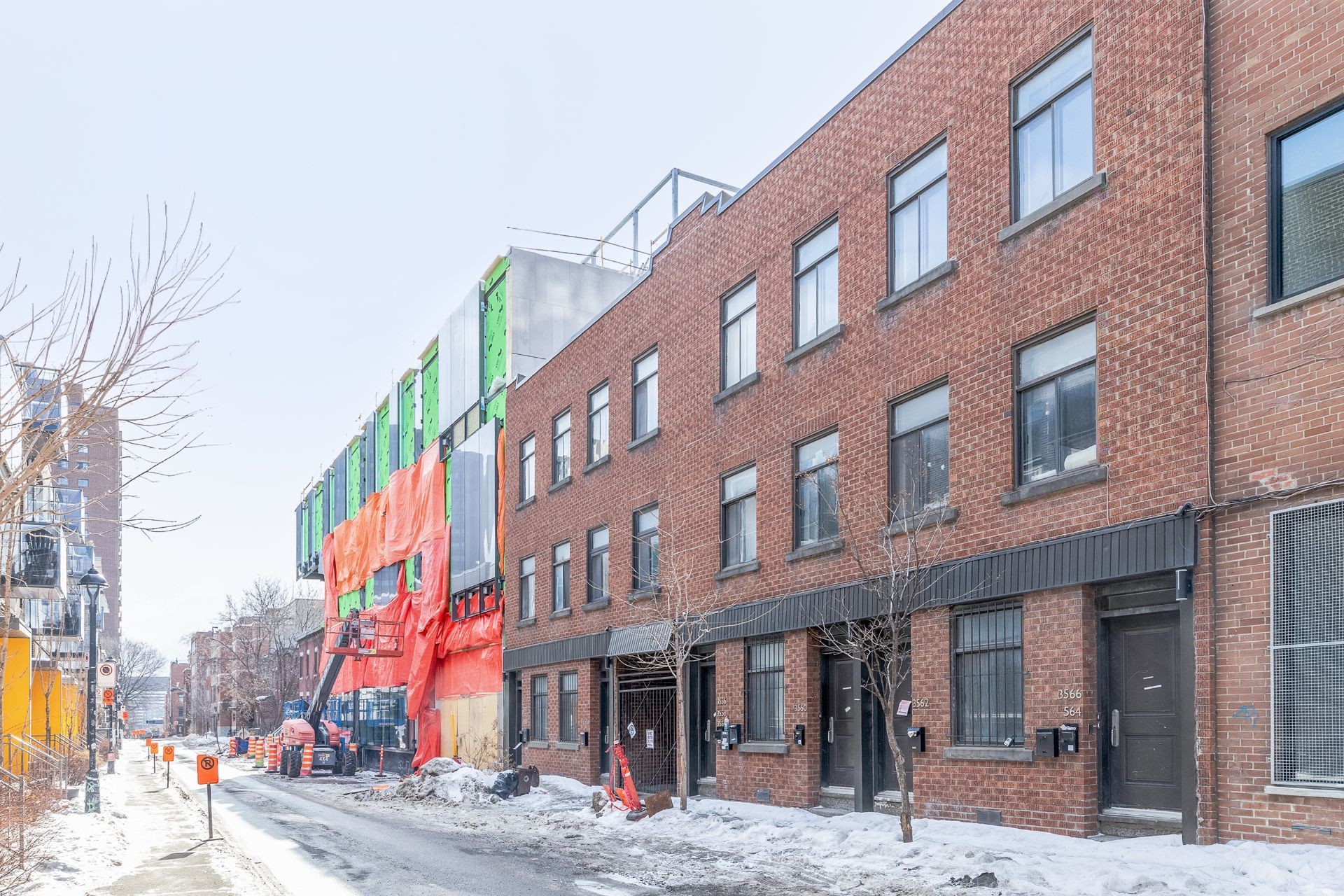 









3564


Rue St-Dominique

,
Montréal (Le Plateau-Mont-Royal),




QC
H2X2X4

