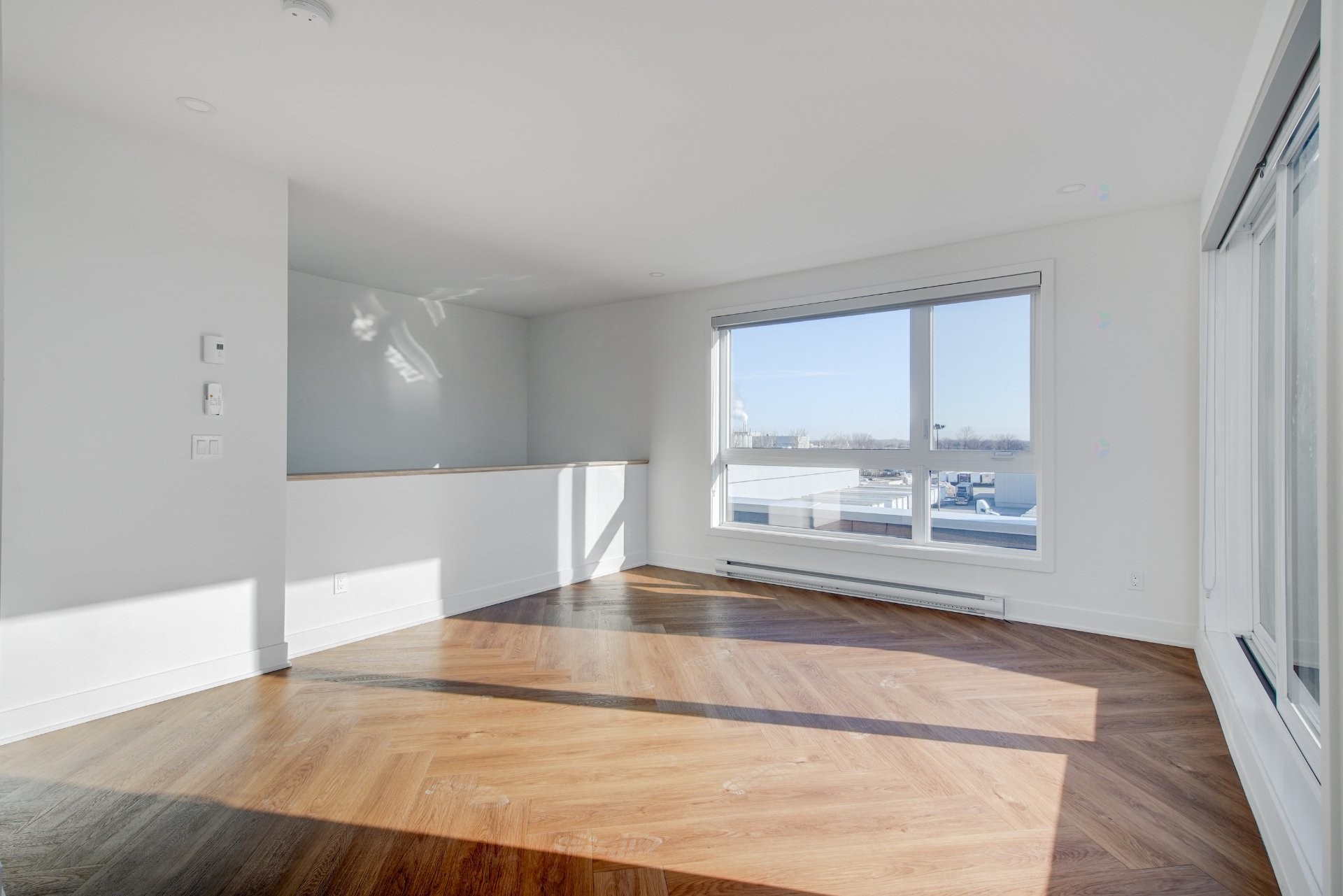 









270


Rue d'Émeraude

,
Candiac,




QC
J5R0S1

