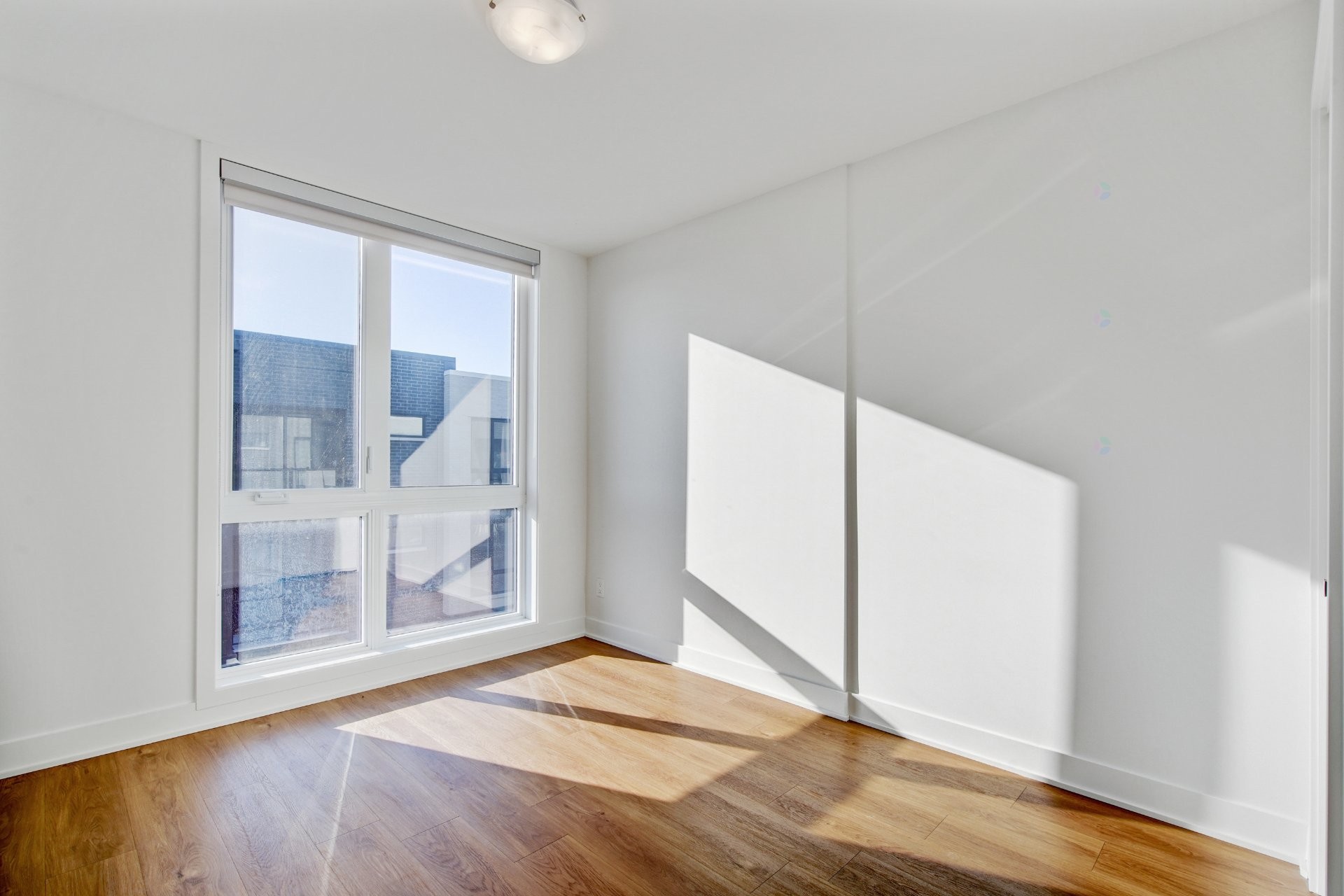 









270


Rue d'Émeraude

,
Candiac,




QC
J5R0S1

