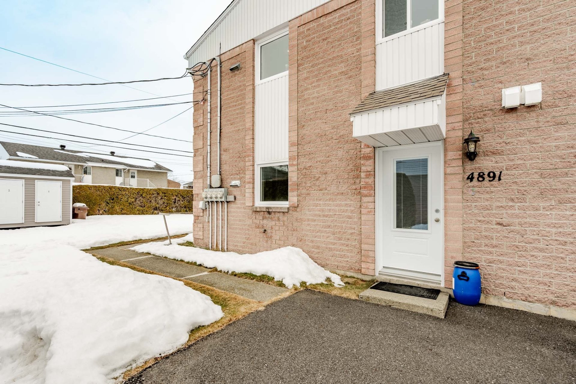 









4887

 - 4893


Rue Gabriel

,
Sherbrooke (Brompton/Rock Forest/Saint-Élie/Deauville),




QC
J1N2H1

