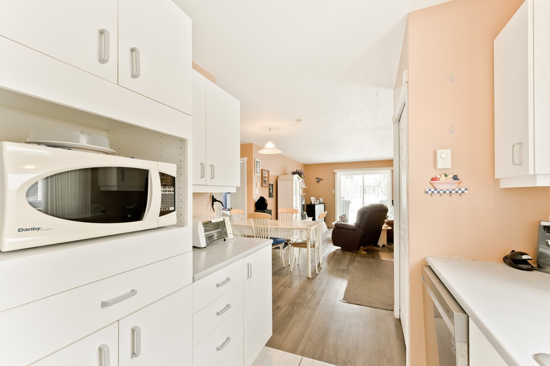 









4887

 - 4893


Rue Gabriel

,
Sherbrooke (Brompton/Rock Forest/Saint-Élie/Deauville),




QC
J1N2H1

