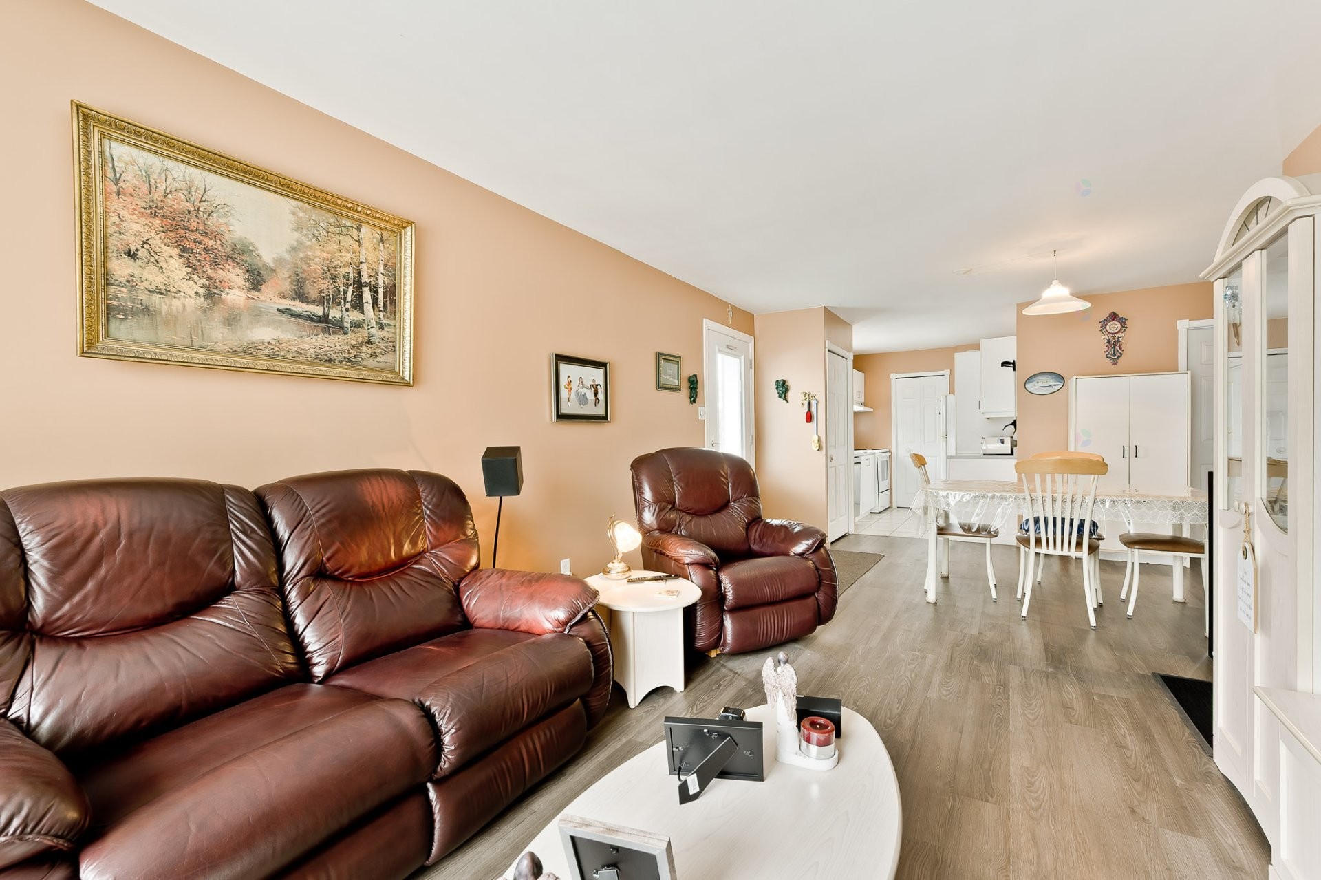 









4887

 - 4893


Rue Gabriel

,
Sherbrooke (Brompton/Rock Forest/Saint-Élie/Deauville),




QC
J1N2H1

