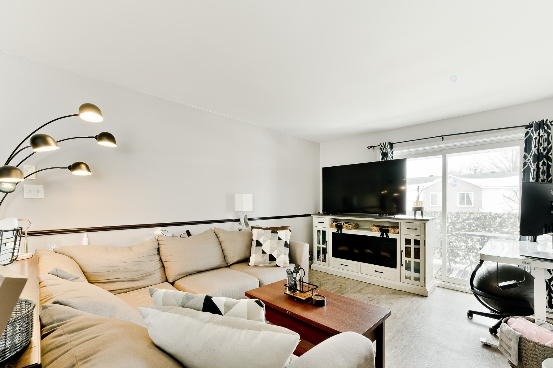 









4887

 - 4893


Rue Gabriel

,
Sherbrooke (Brompton/Rock Forest/Saint-Élie/Deauville),




QC
J1N2H1

