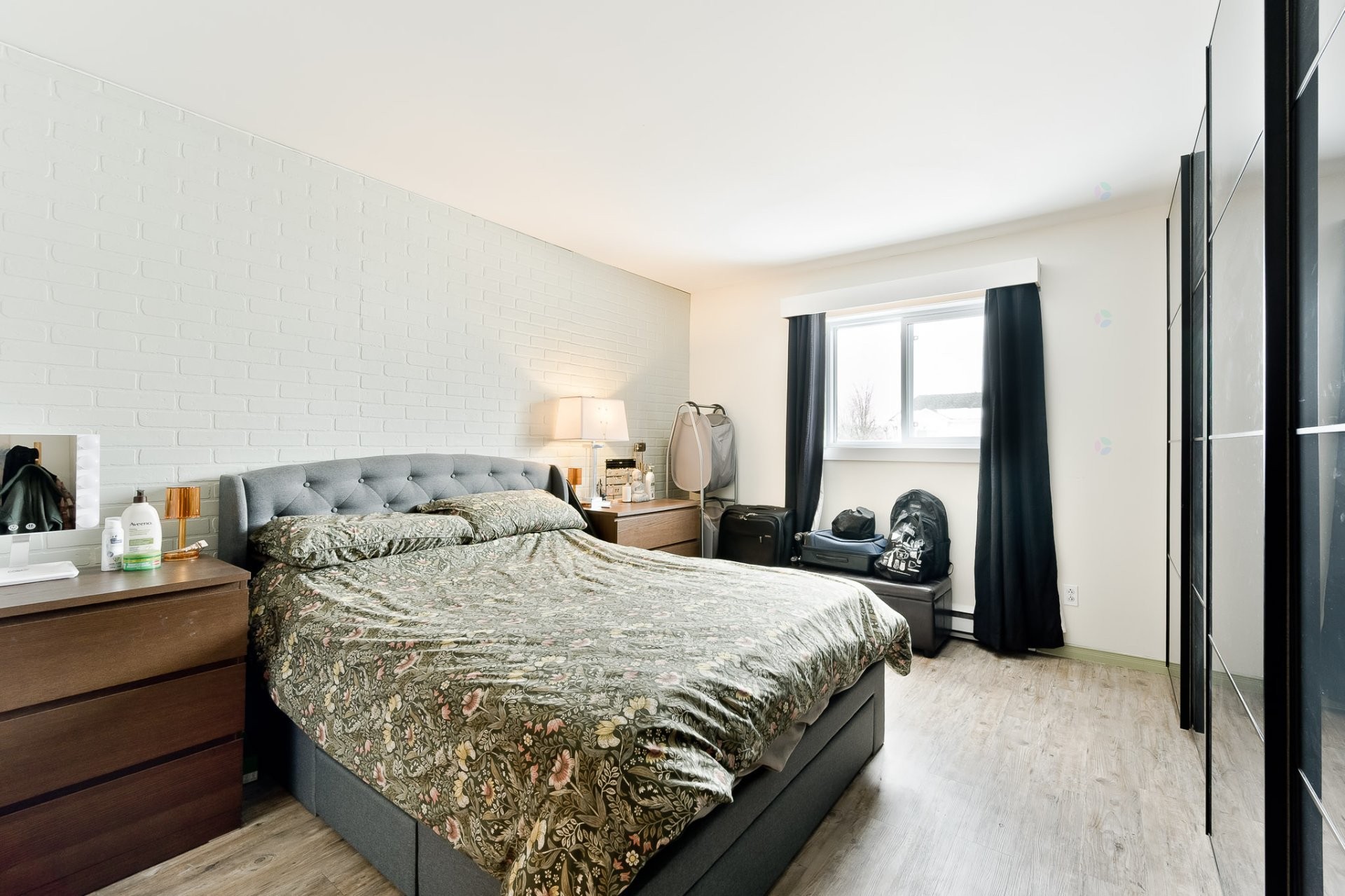 









4887

 - 4893


Rue Gabriel

,
Sherbrooke (Brompton/Rock Forest/Saint-Élie/Deauville),




QC
J1N2H1

