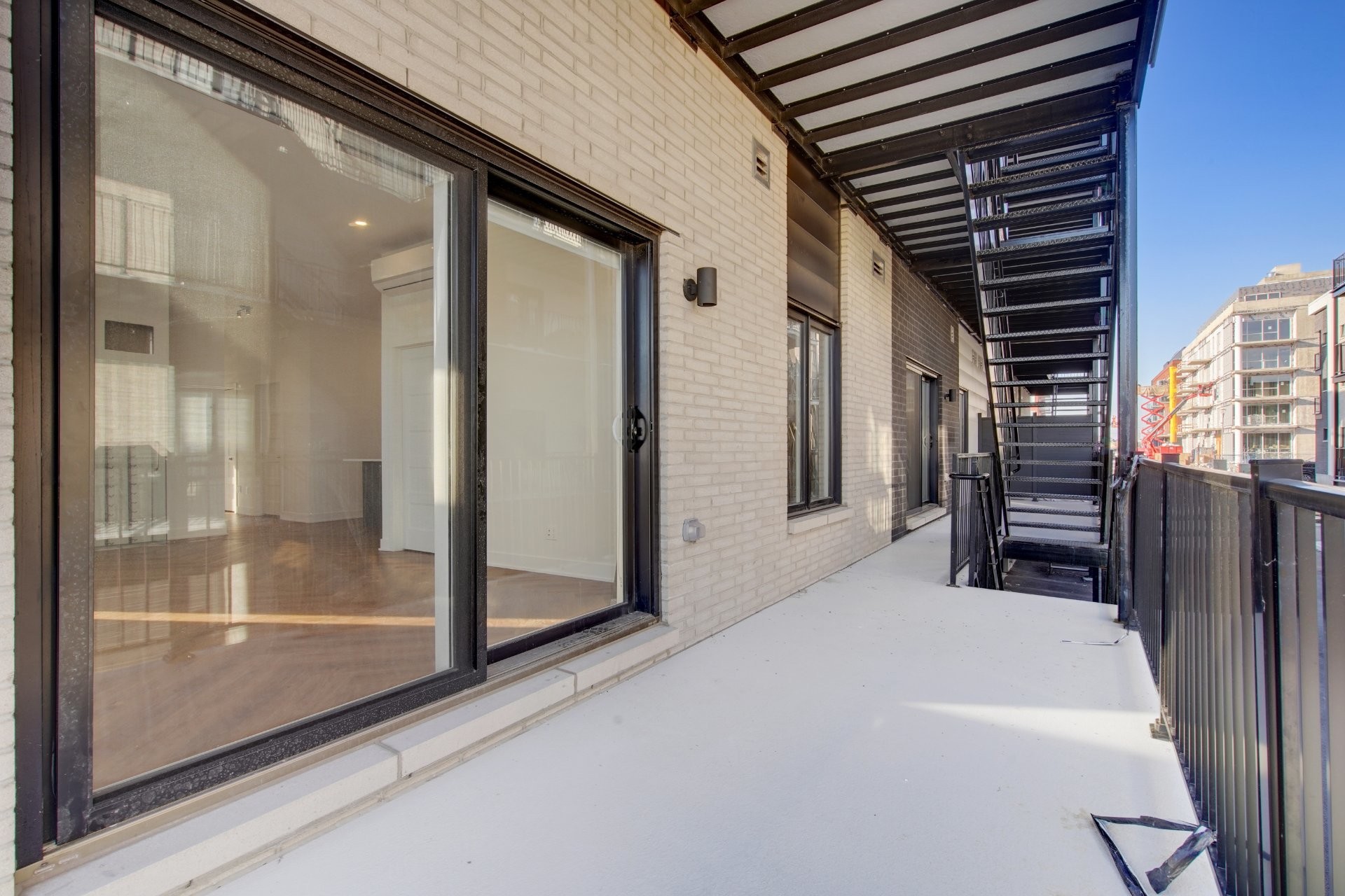 









158


Rue d'Émeraude

,
Candiac,




QC
J5R0S1

