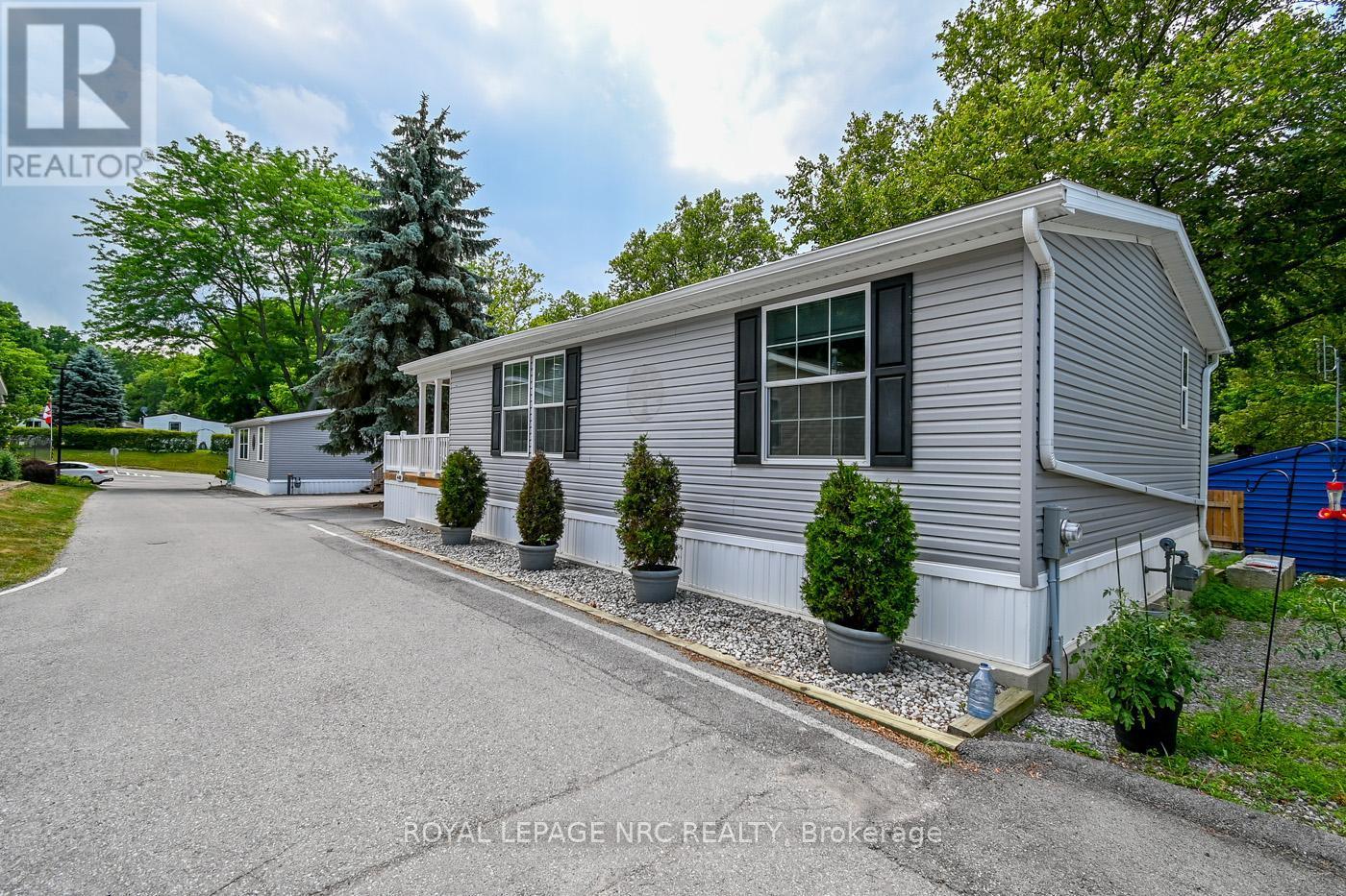 












440 - 23 FOUR MILE CREEK ROAD

,
Niagara-on-the-Lake (St. Davids),




Ontario
L0S1J1

