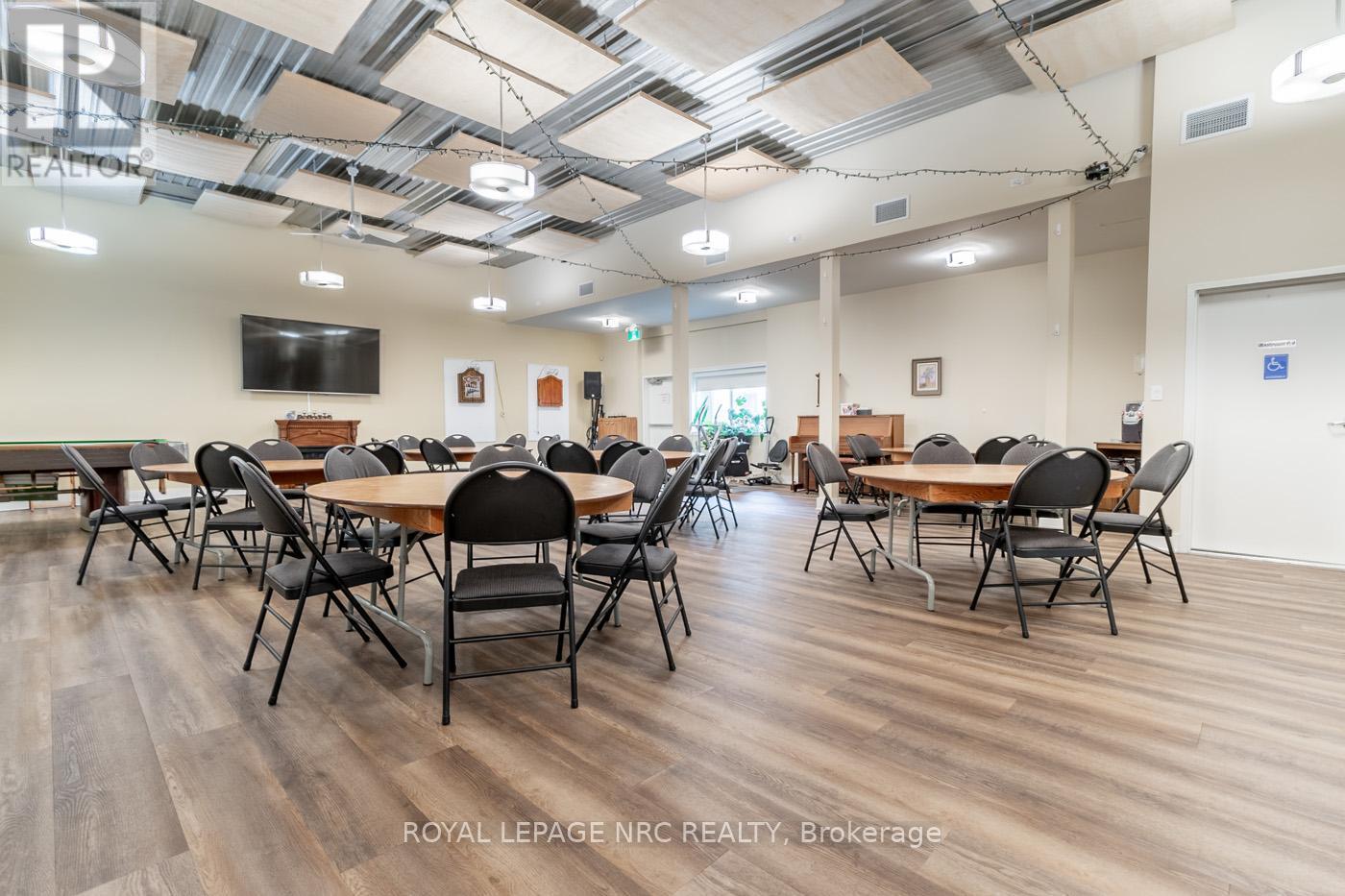 












440 - 23 FOUR MILE CREEK ROAD

,
Niagara-on-the-Lake (St. Davids),




Ontario
L0S1J1

