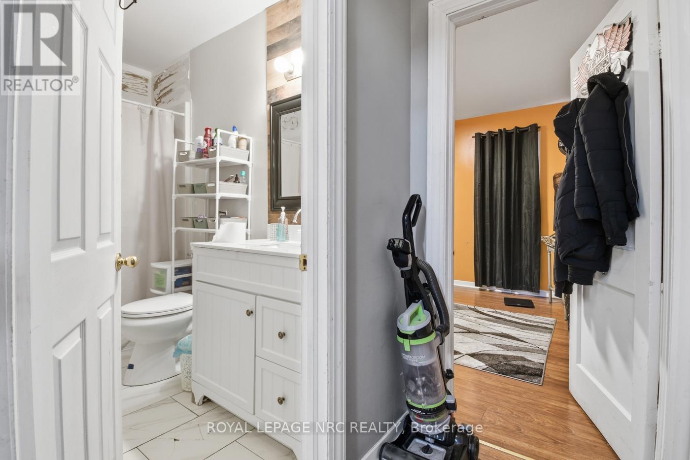 












595 LINCOLN STREET

,
Welland (Lincoln/Crowland),




Ontario
L3B4R1

