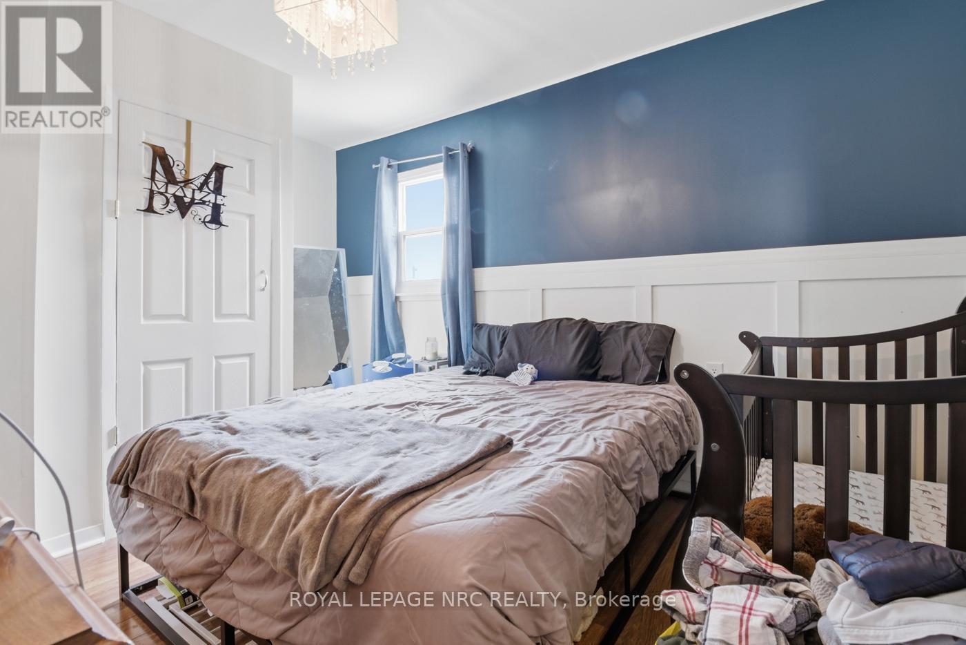 












595 LINCOLN STREET

,
Welland (Lincoln/Crowland),




Ontario
L3B4R1

