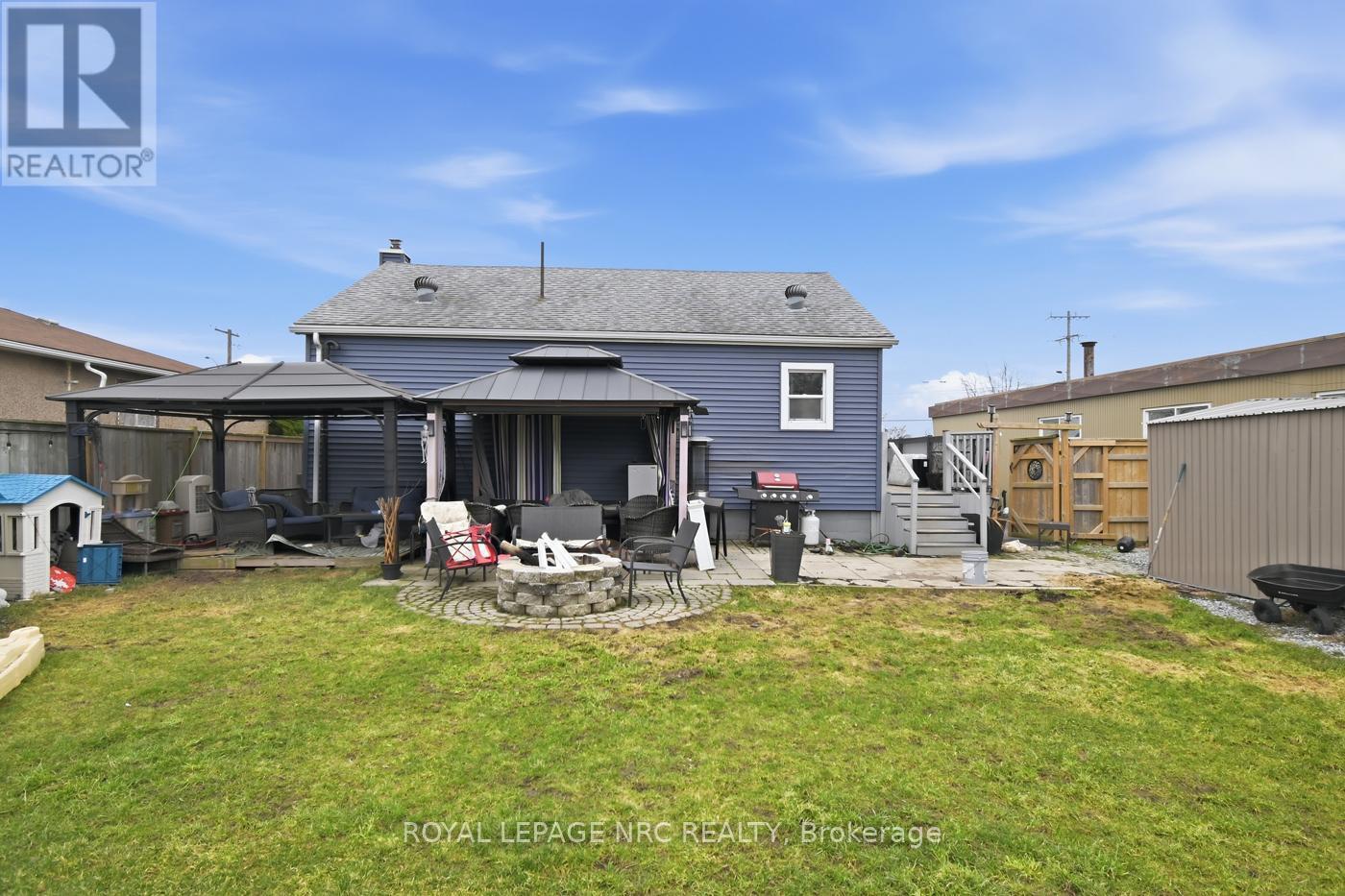 












595 LINCOLN STREET

,
Welland (Lincoln/Crowland),




Ontario
L3B4R1

