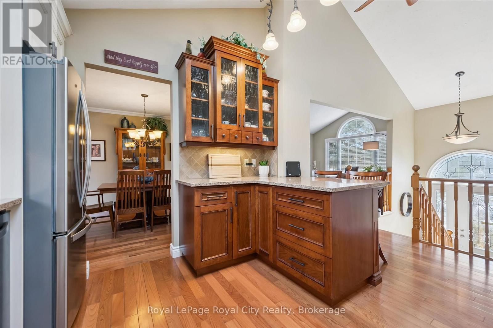 












278 COLBORNE STREET

,
Centre Wellington (Elora/Salem),




Ontario
N0B1S0

