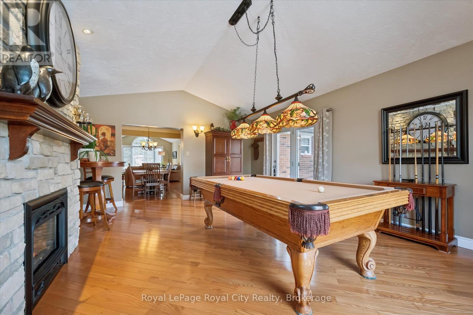 












278 COLBORNE STREET

,
Centre Wellington (Elora/Salem),




Ontario
N0B1S0

