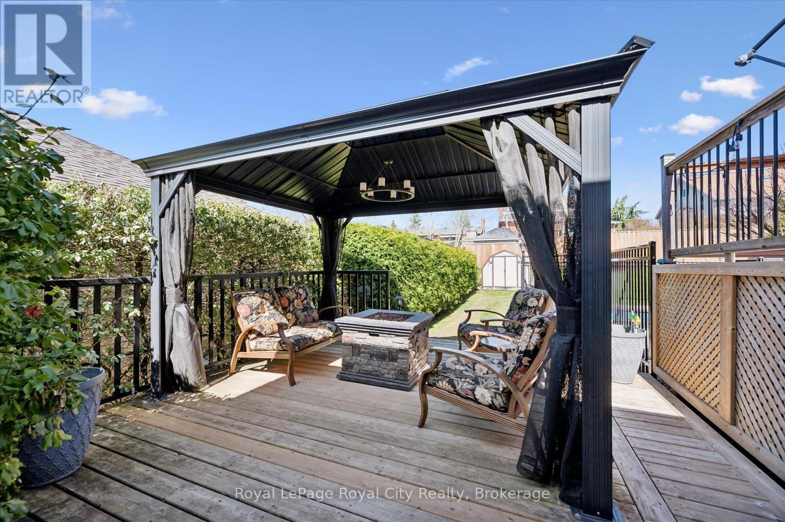 












278 COLBORNE STREET

,
Centre Wellington (Elora/Salem),




Ontario
N0B1S0

