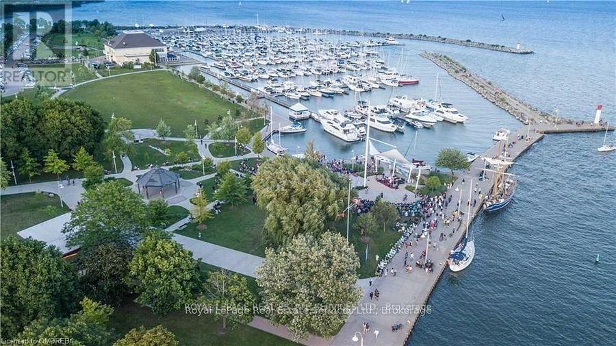 












1A - 2329 BELYEA STREET

,
Oakville,




Ontario
L6L1N4

