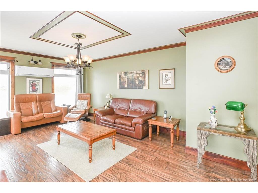 









36


Portuaire

AVE,
Grande-Anse,




NB
E8N 1C2

