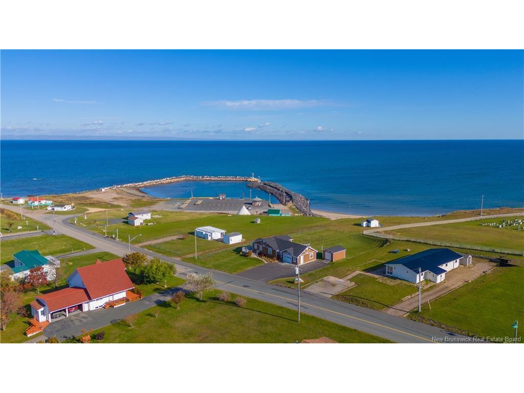 









36


Portuaire

AVE,
Grande-Anse,




NB
E8N 1C2

