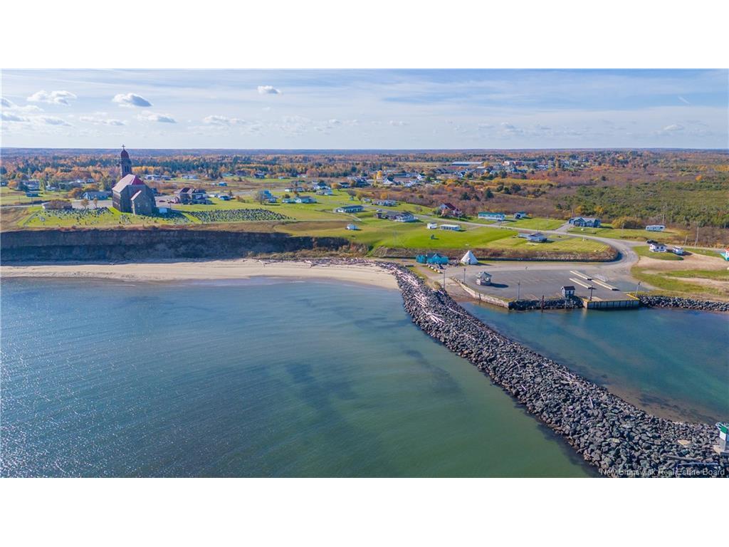 









36


Portuaire

AVE,
Grande-Anse,




NB
E8N 1C2

