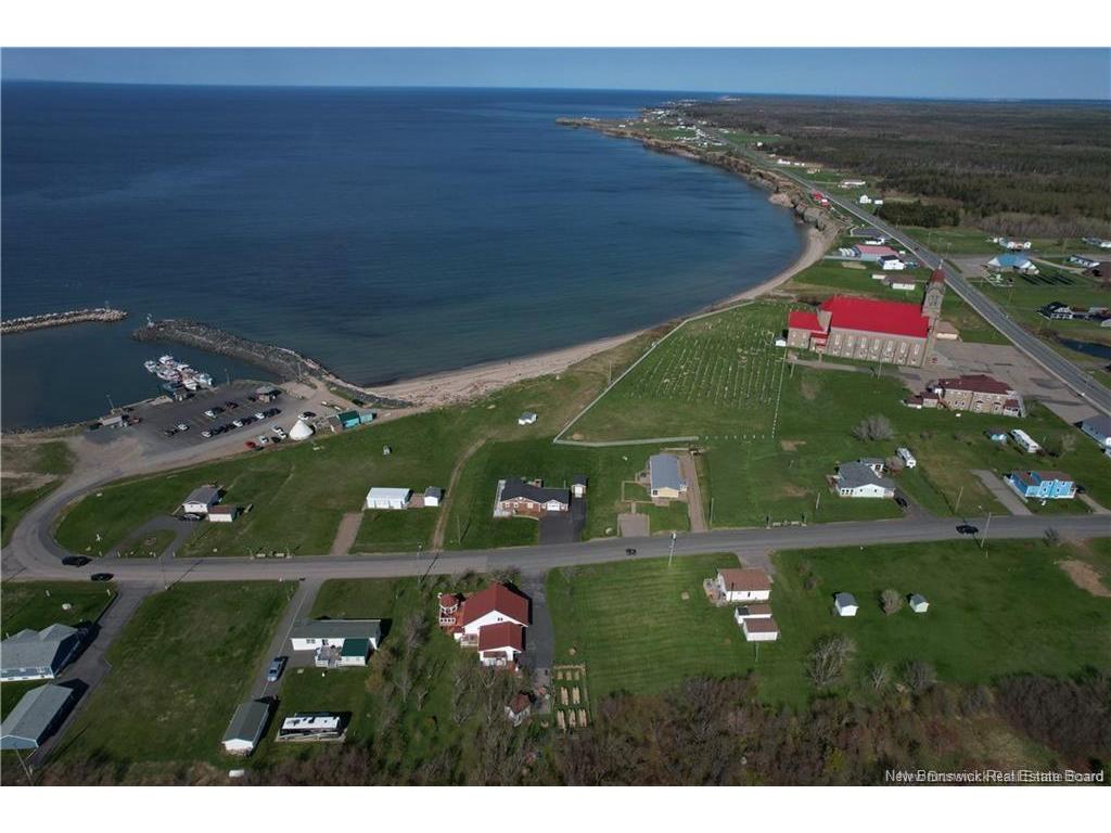 









36


Portuaire

AVE,
Grande-Anse,




NB
E8N 1C2

