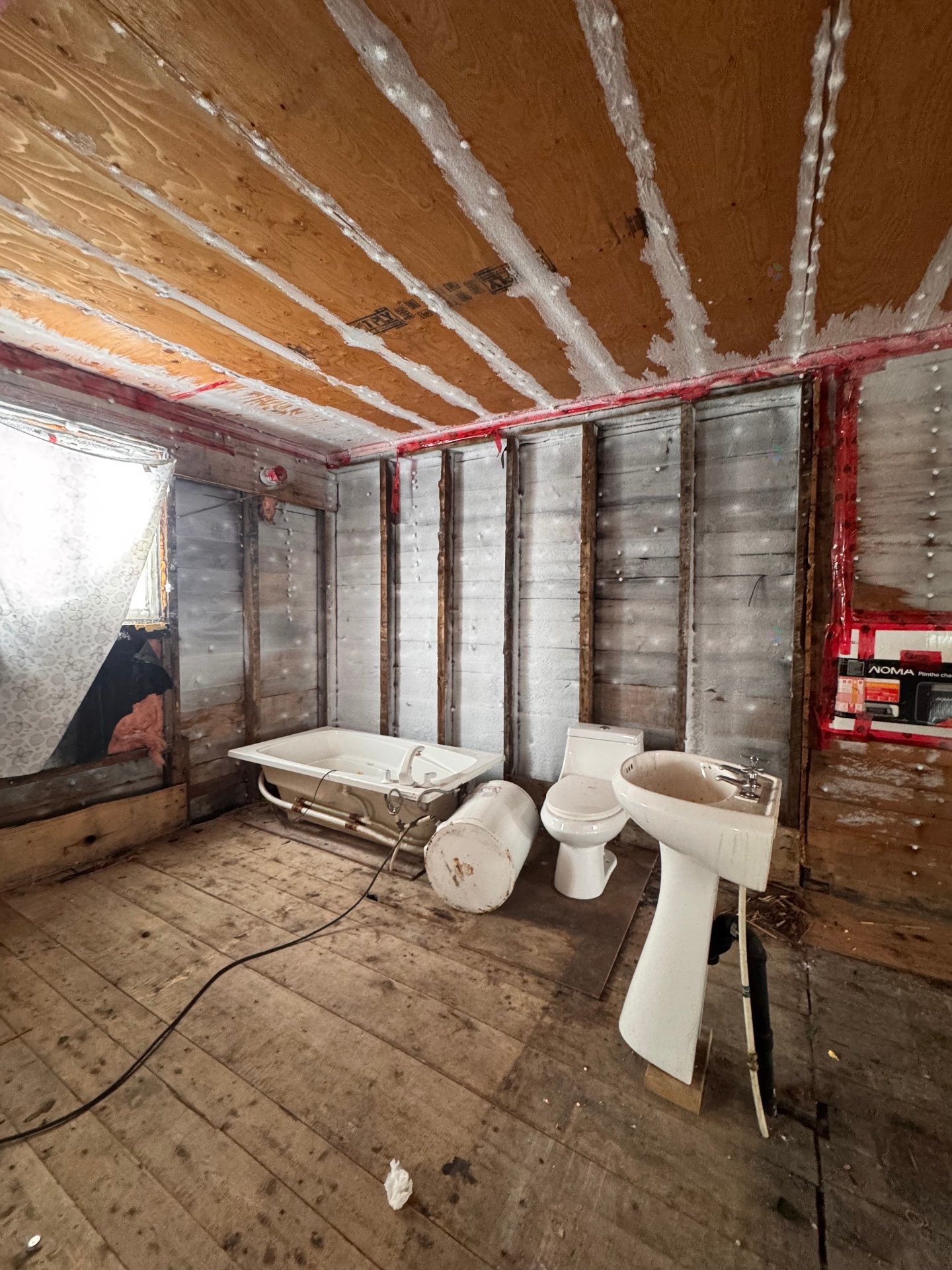 









215


Rue Tardif E.

,
Rouyn-Noranda,




QC
J9X3R3

