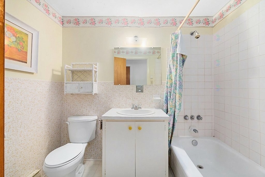 









387


Rue Main

,
Shawville,




QC
J0X2Y0

