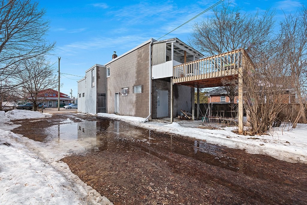 









387


Rue Main

,
Shawville,




QC
J0X2Y0

